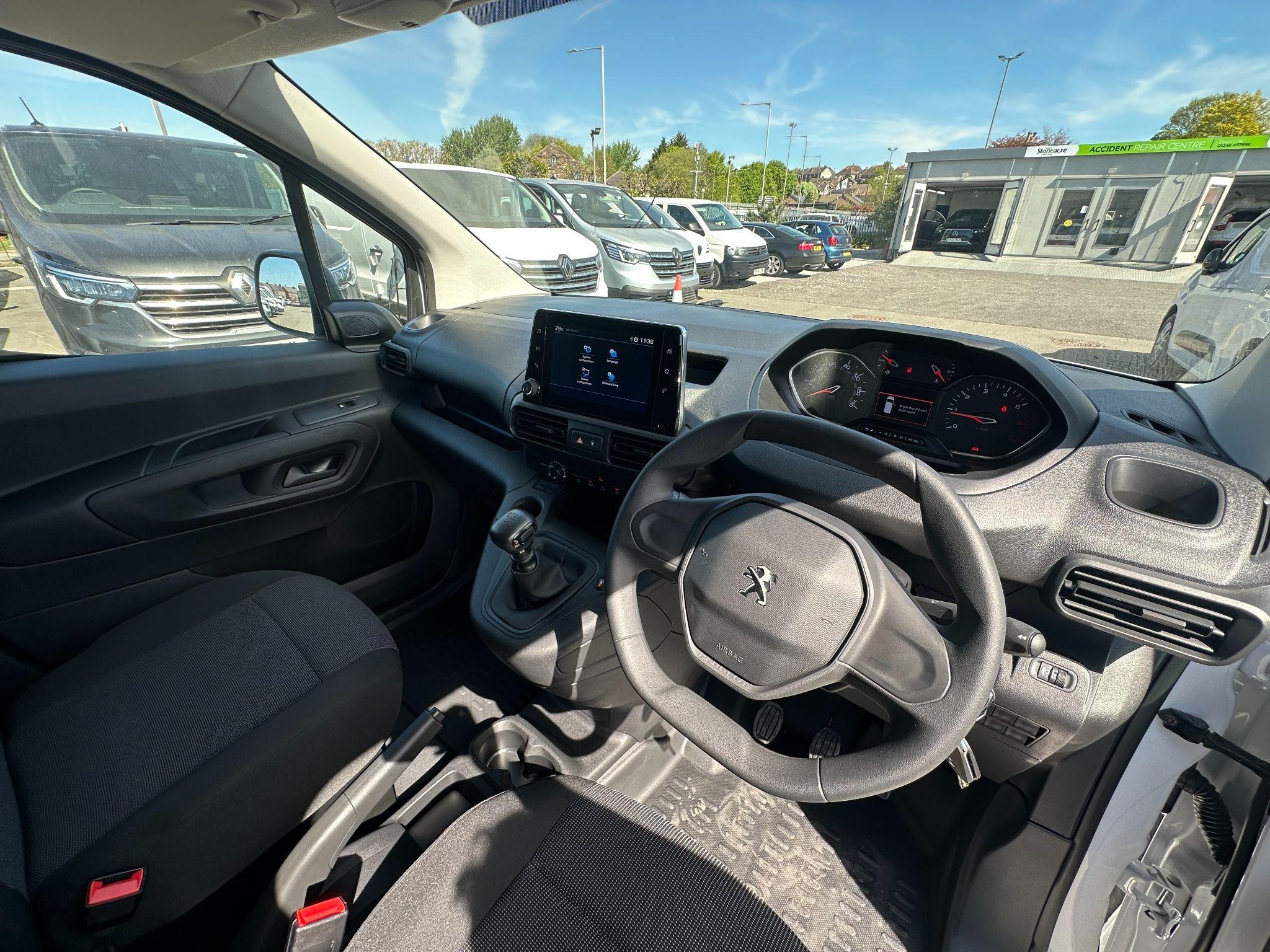 Peugeot Partner Image 20