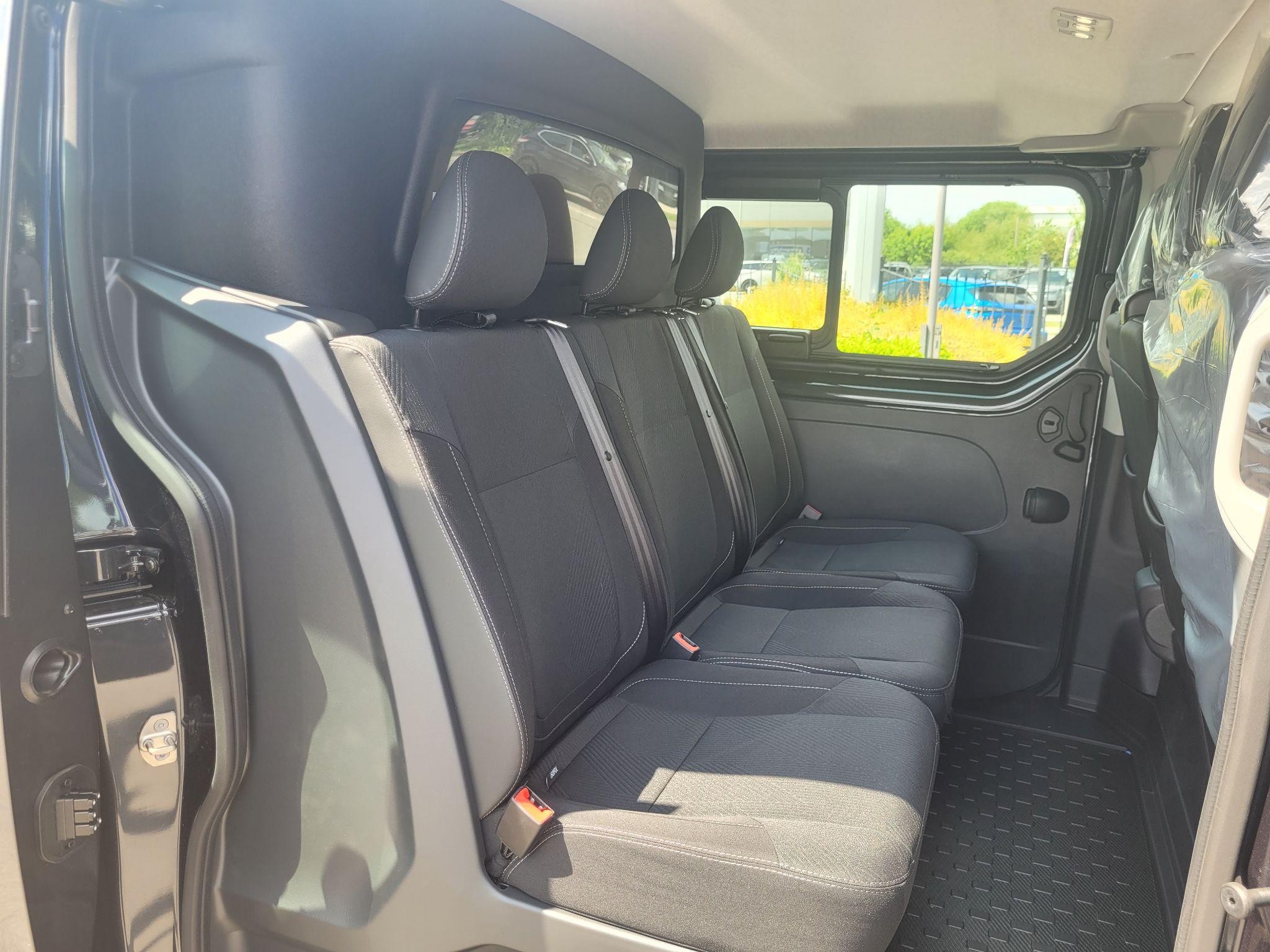 Renault Trafic Image 9