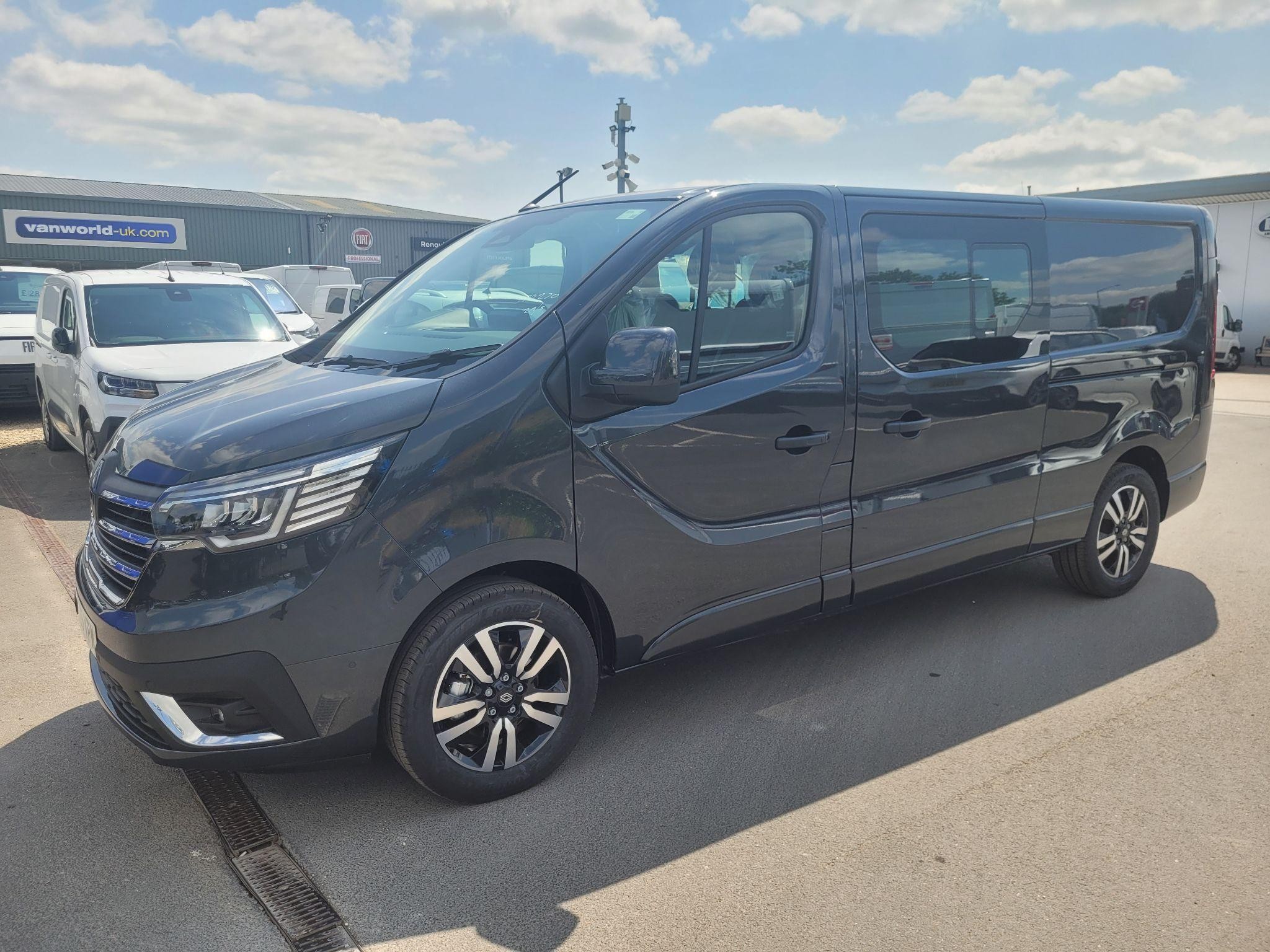 Renault Trafic Image 11