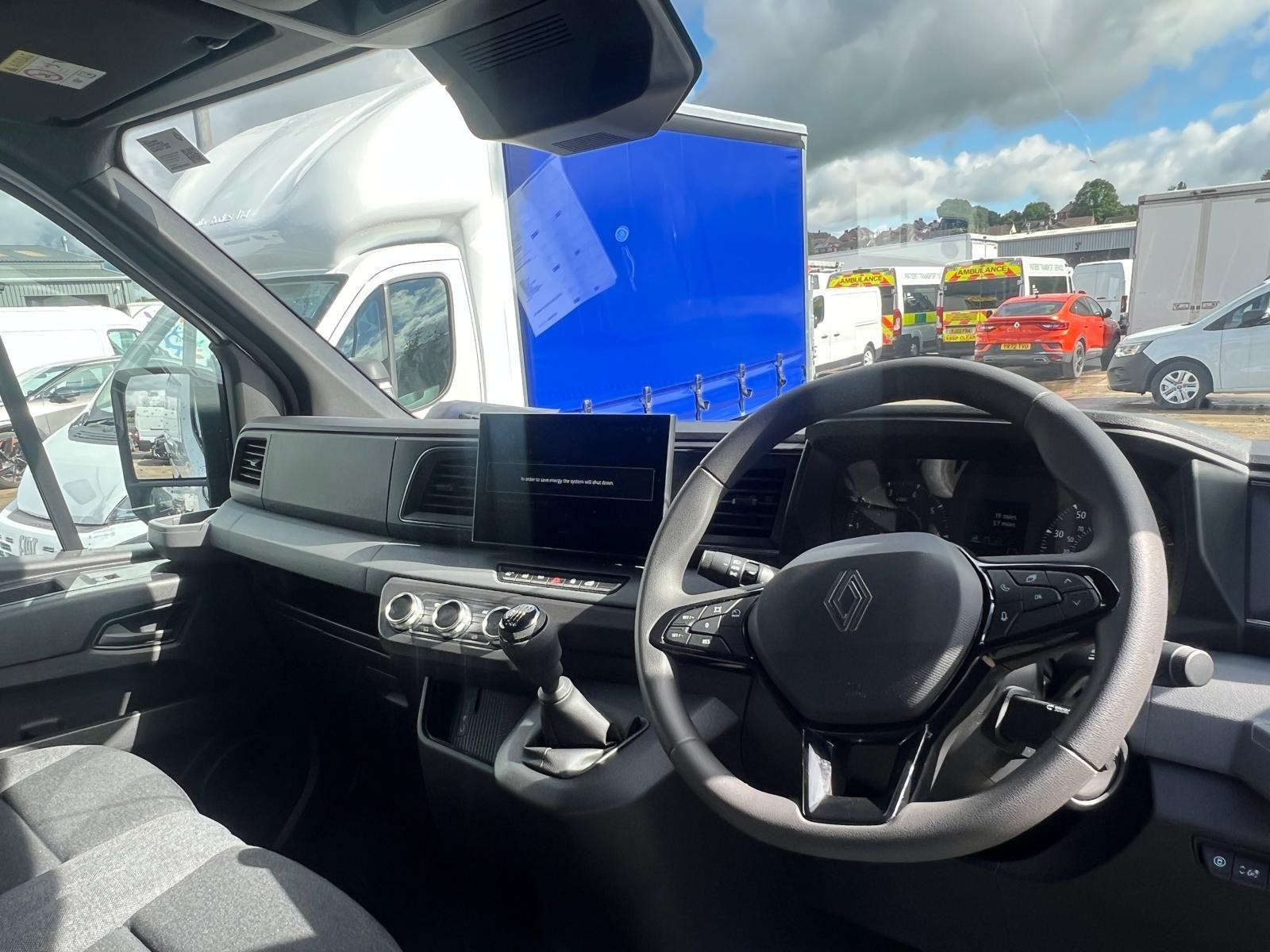 Renault Master Image 16