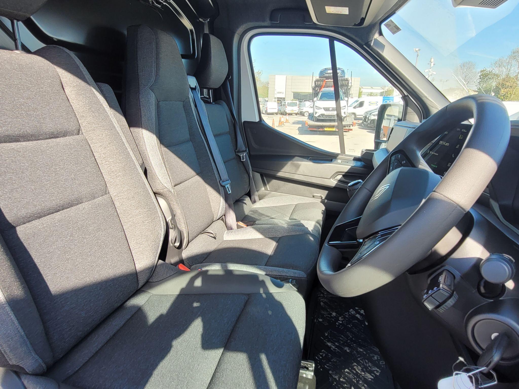 Renault Master Image 22