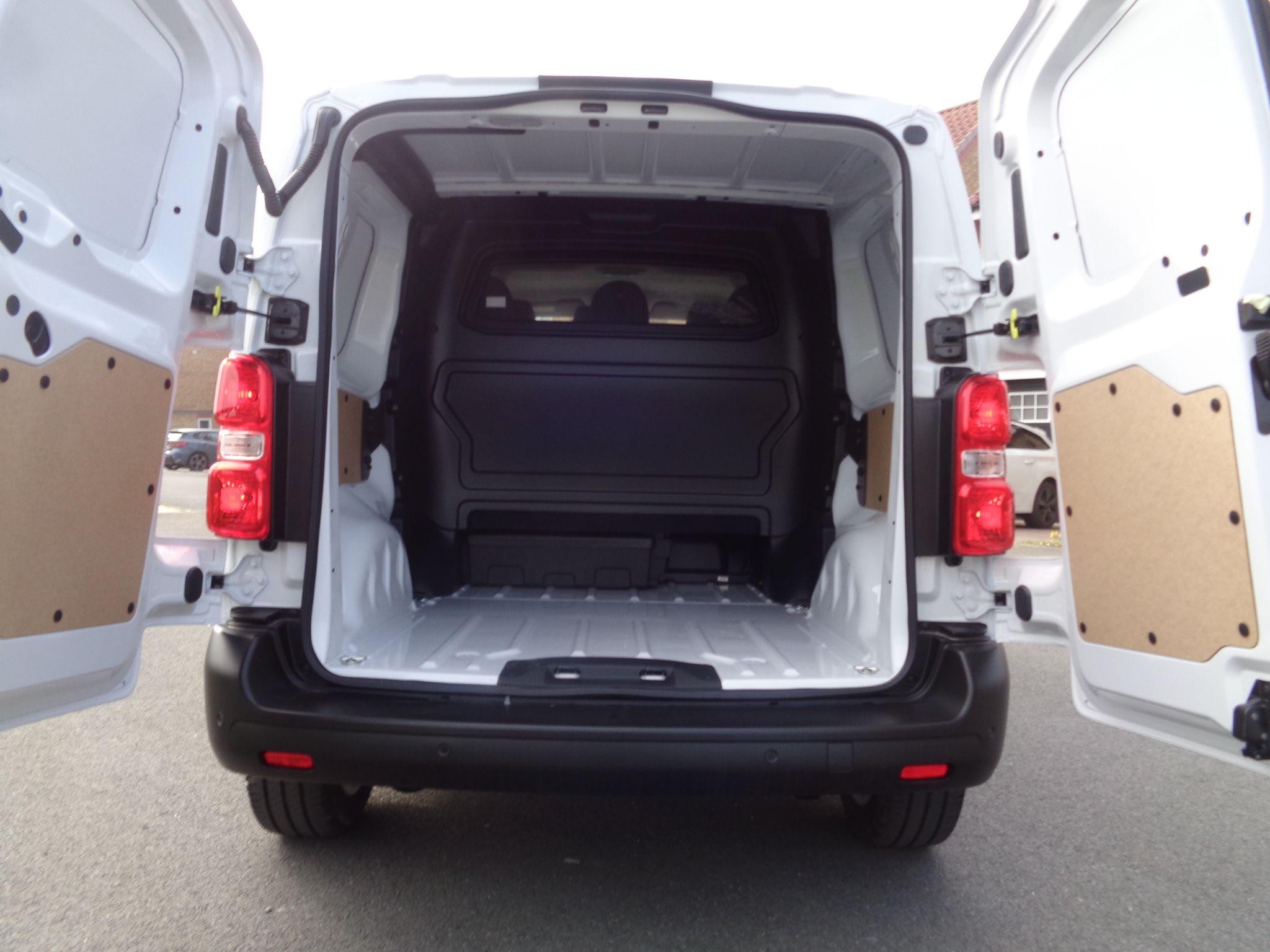 Fiat Scudo Crew Van Image 8