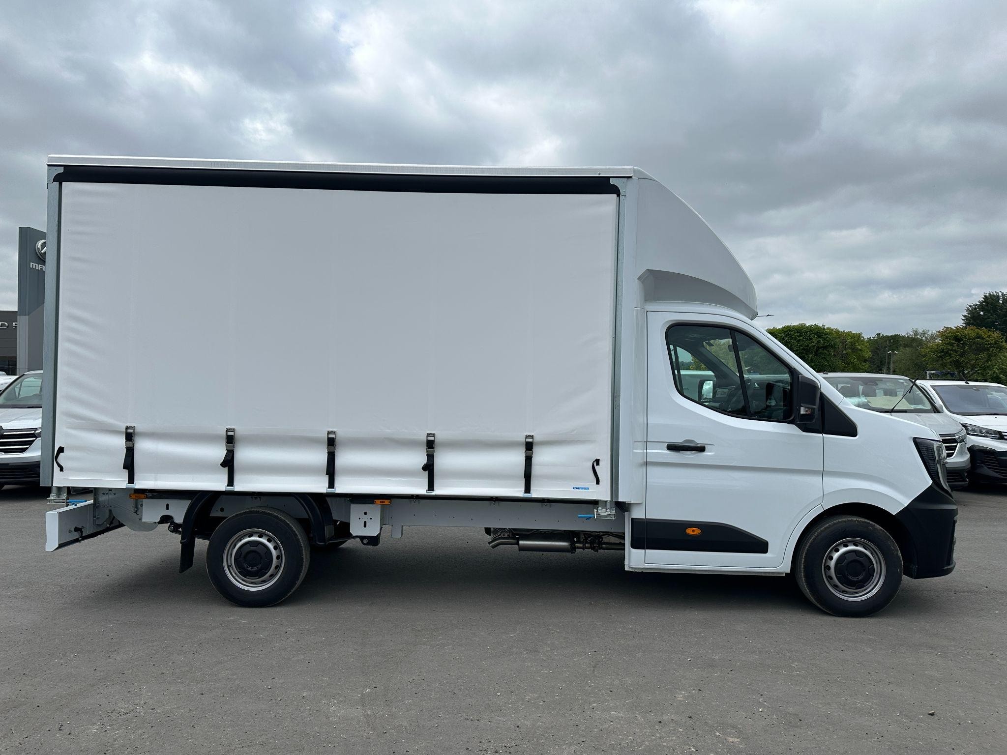 Renault Master Image 1