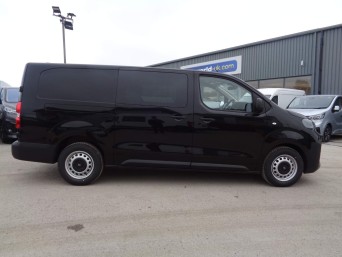Fiat Scudo Crew Van 2.0 Multijet Crew Van LWB Euro 6 6dr null Image 2