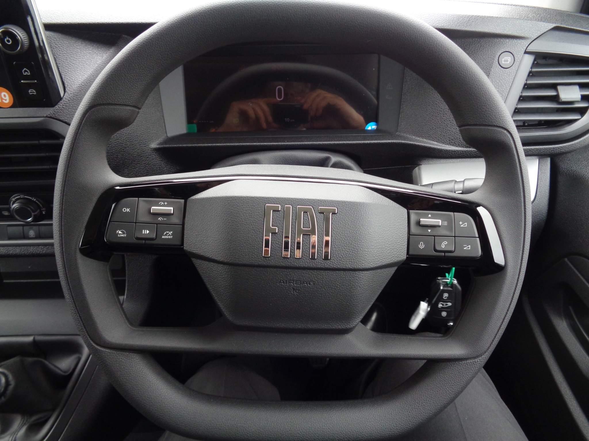 Fiat Scudo Crew Van Image 16