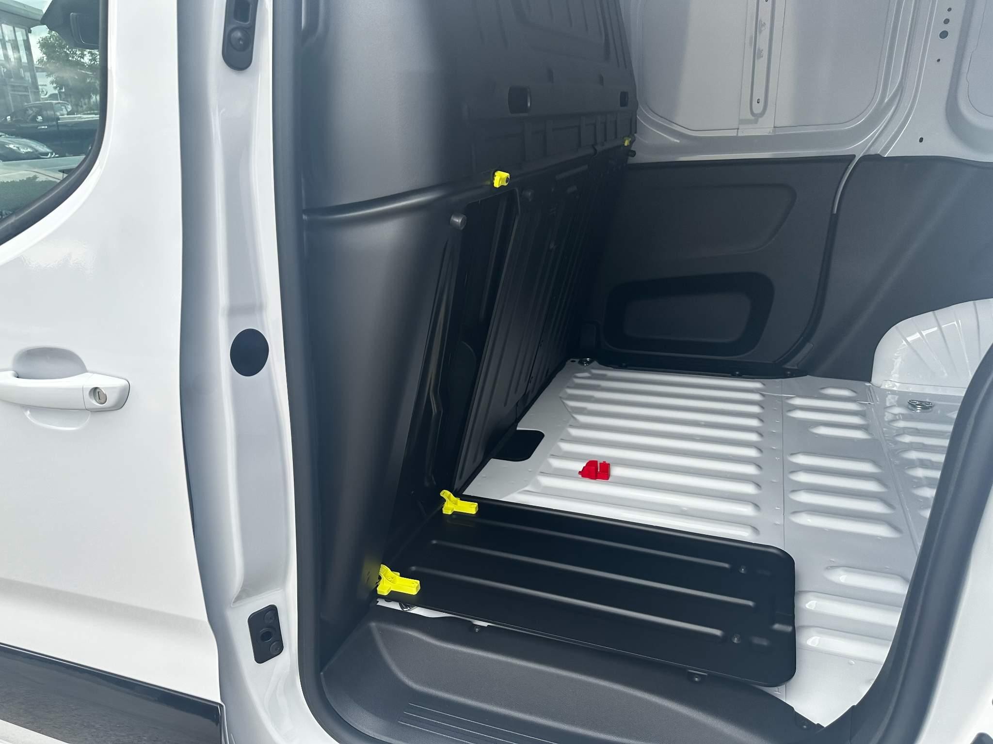 Fiat Doblo Image 21