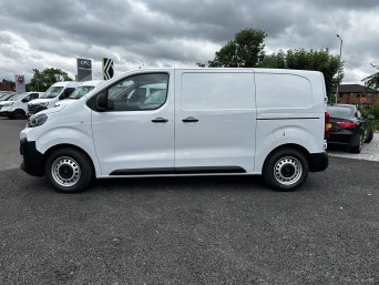 Fiat Scudo Panel Van 1.5 Multijet SWB Euro 6 (s/s) 6dr null Image 3