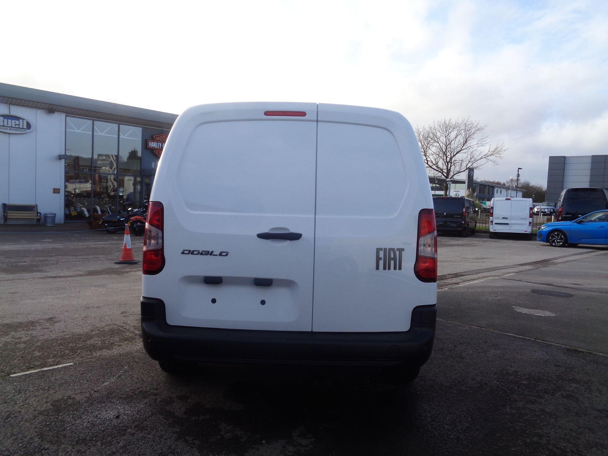 Fiat Doblo Image 4