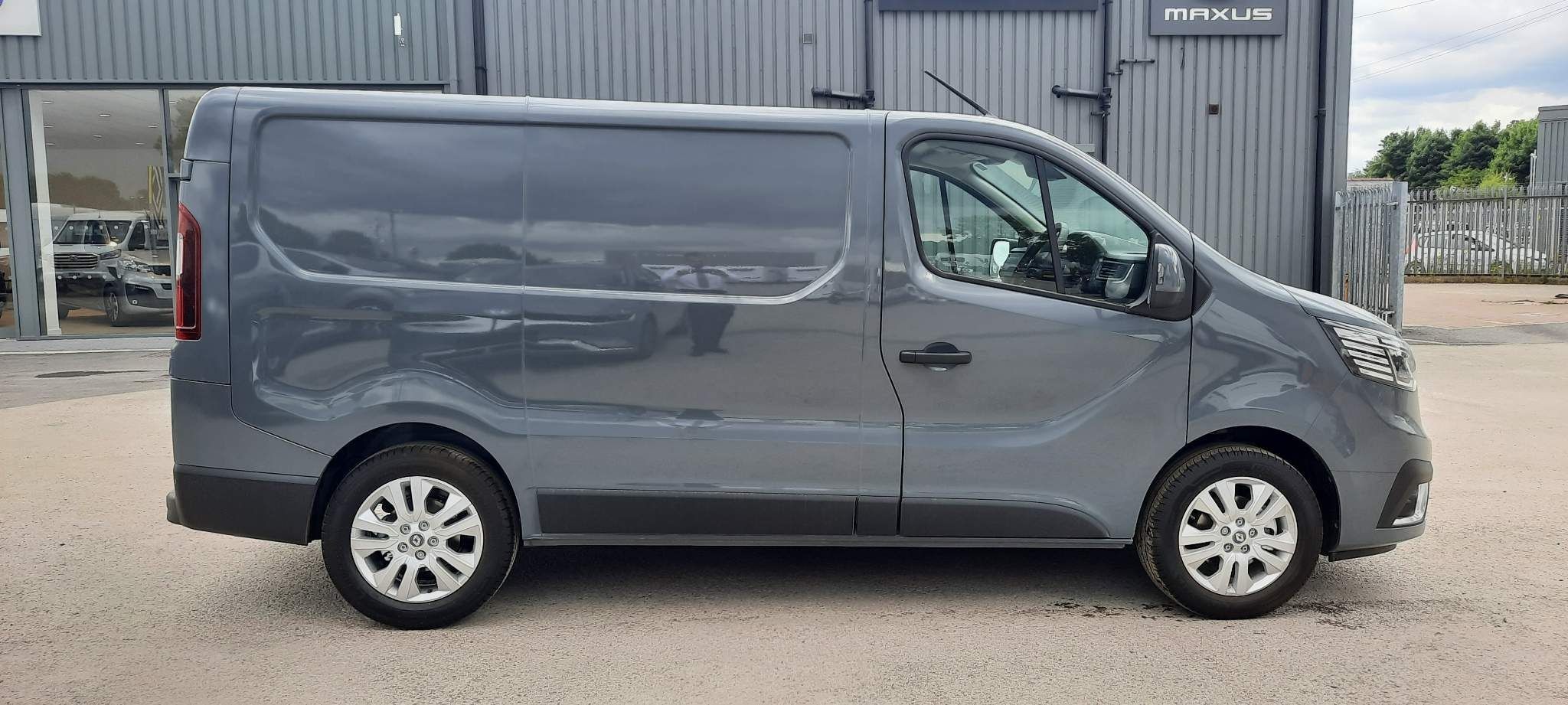 Renault Trafic Image 3