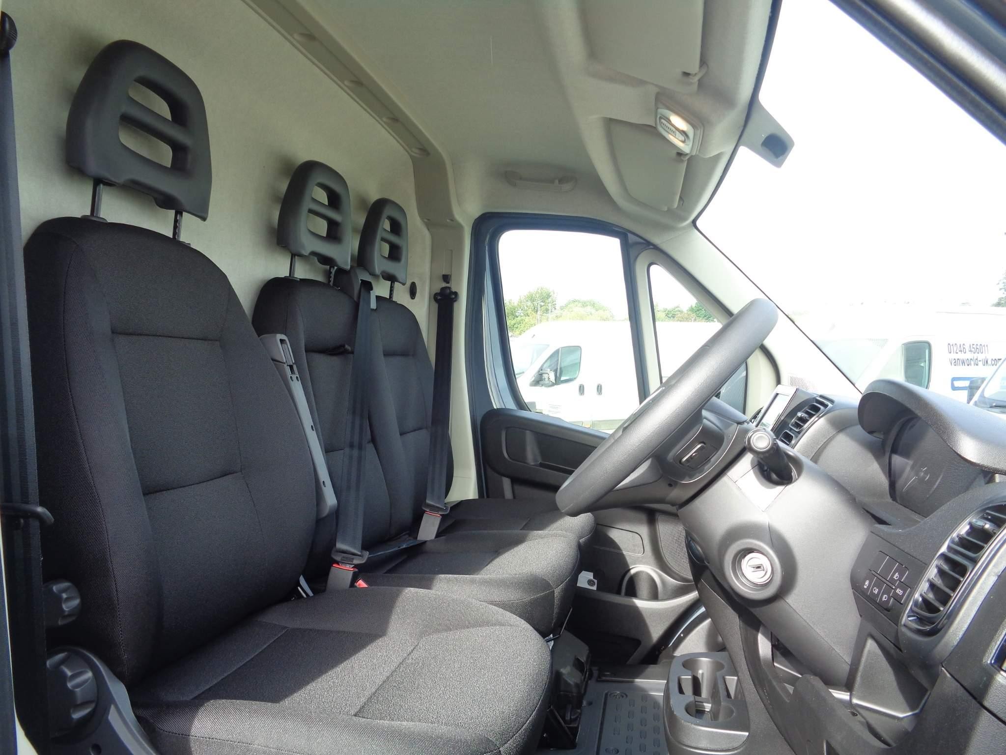 Fiat Ducato Image 10