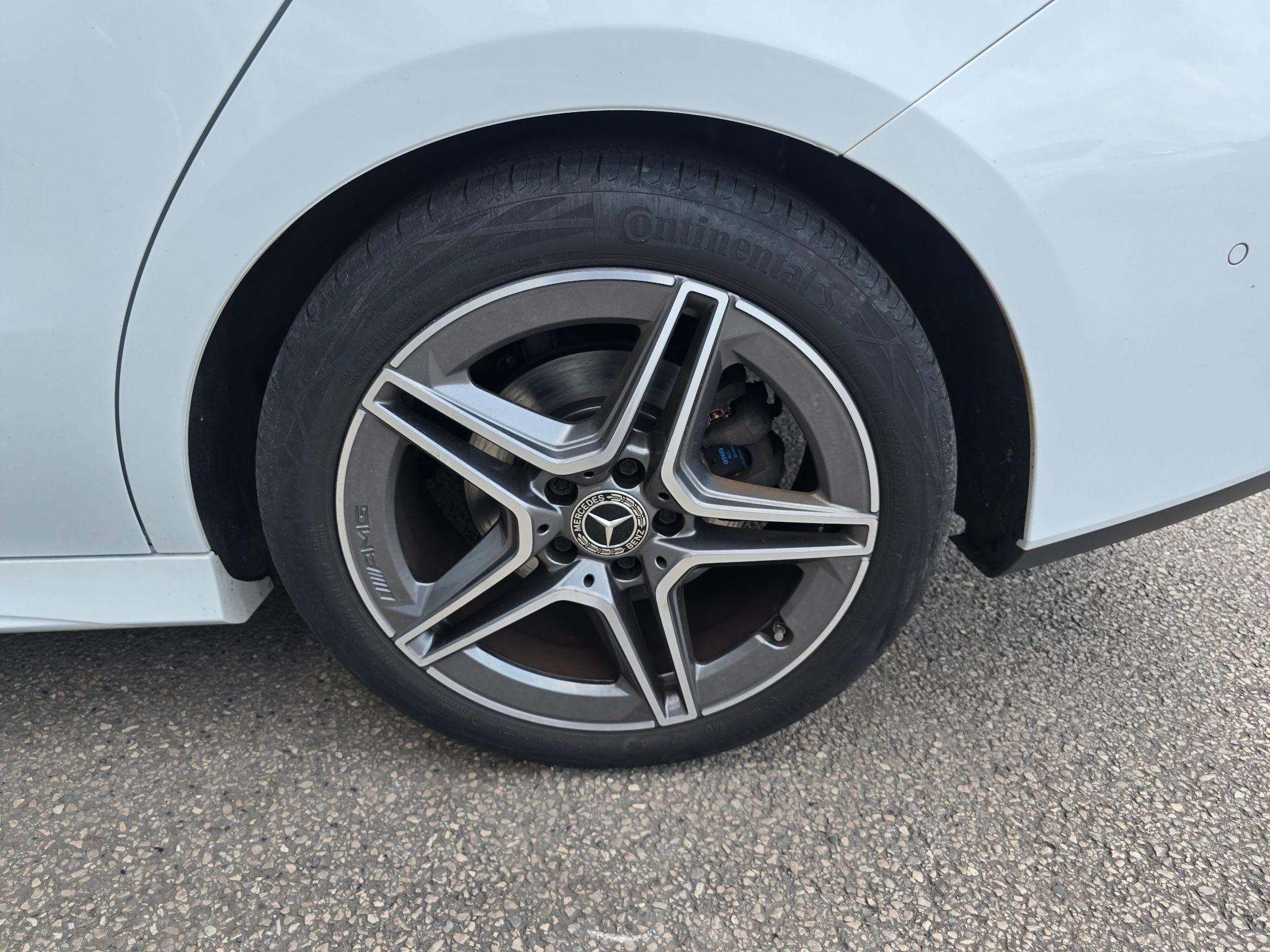 Mercedes-Benz CLA Image 9