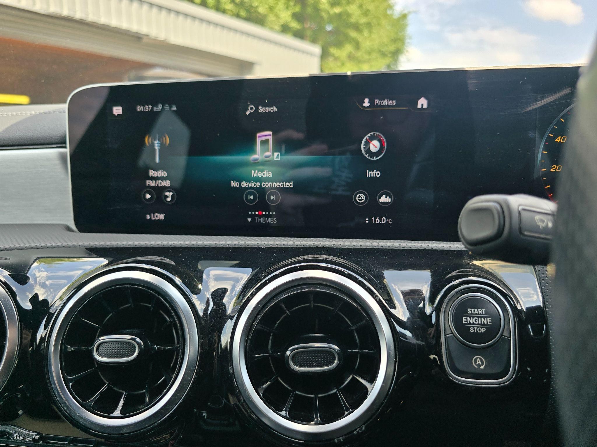 Mercedes-Benz CLA Image 19