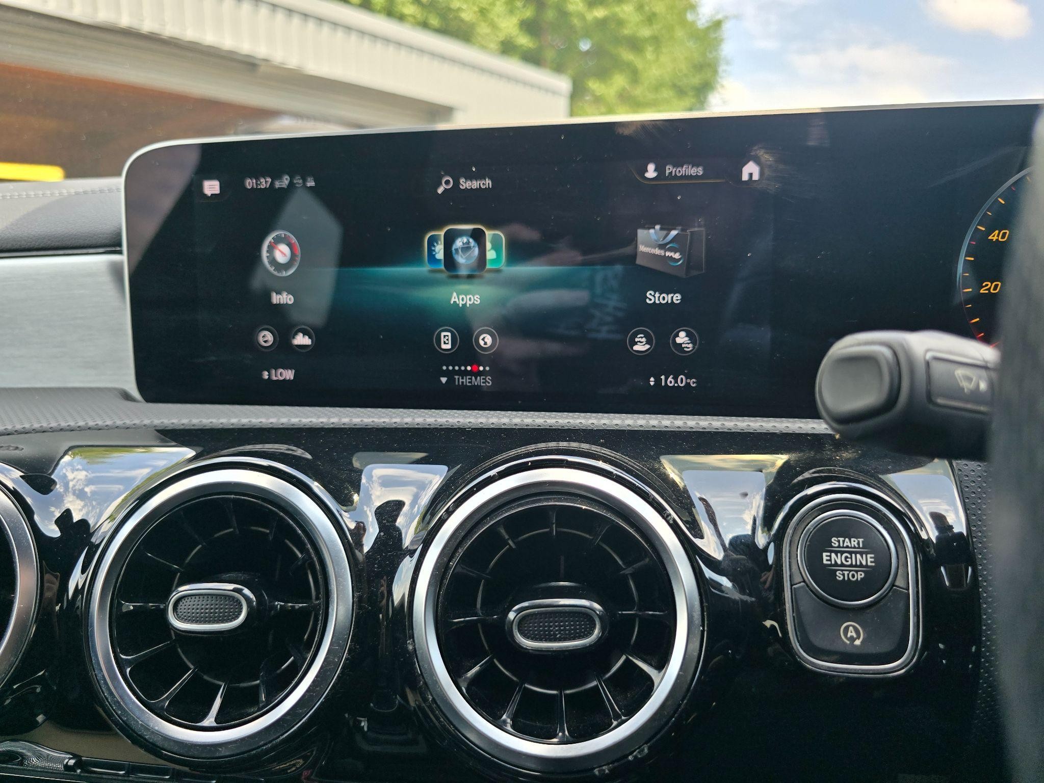 Mercedes-Benz CLA Image 20