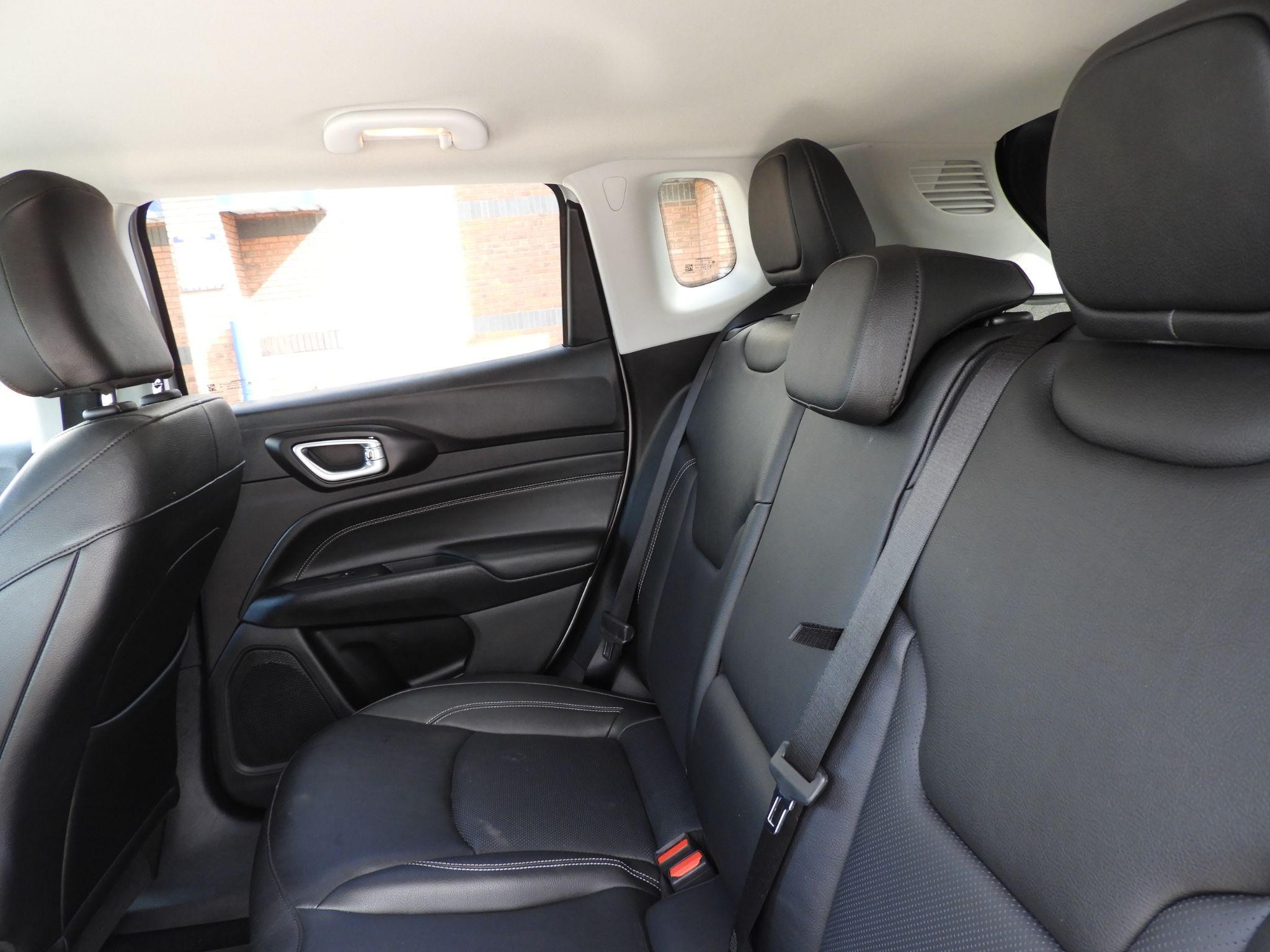 Jeep Compass Image 15