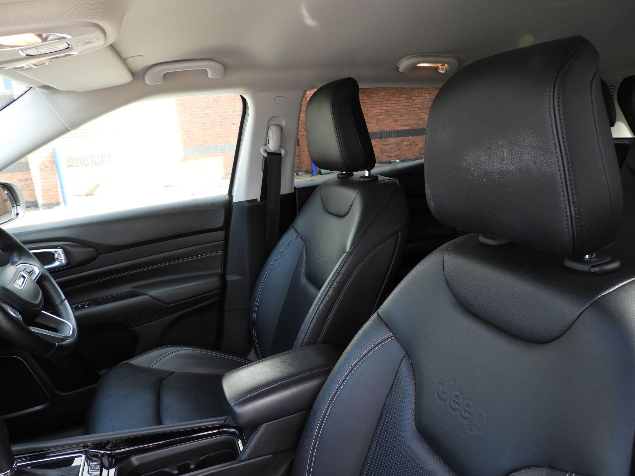 Jeep Compass Image 22