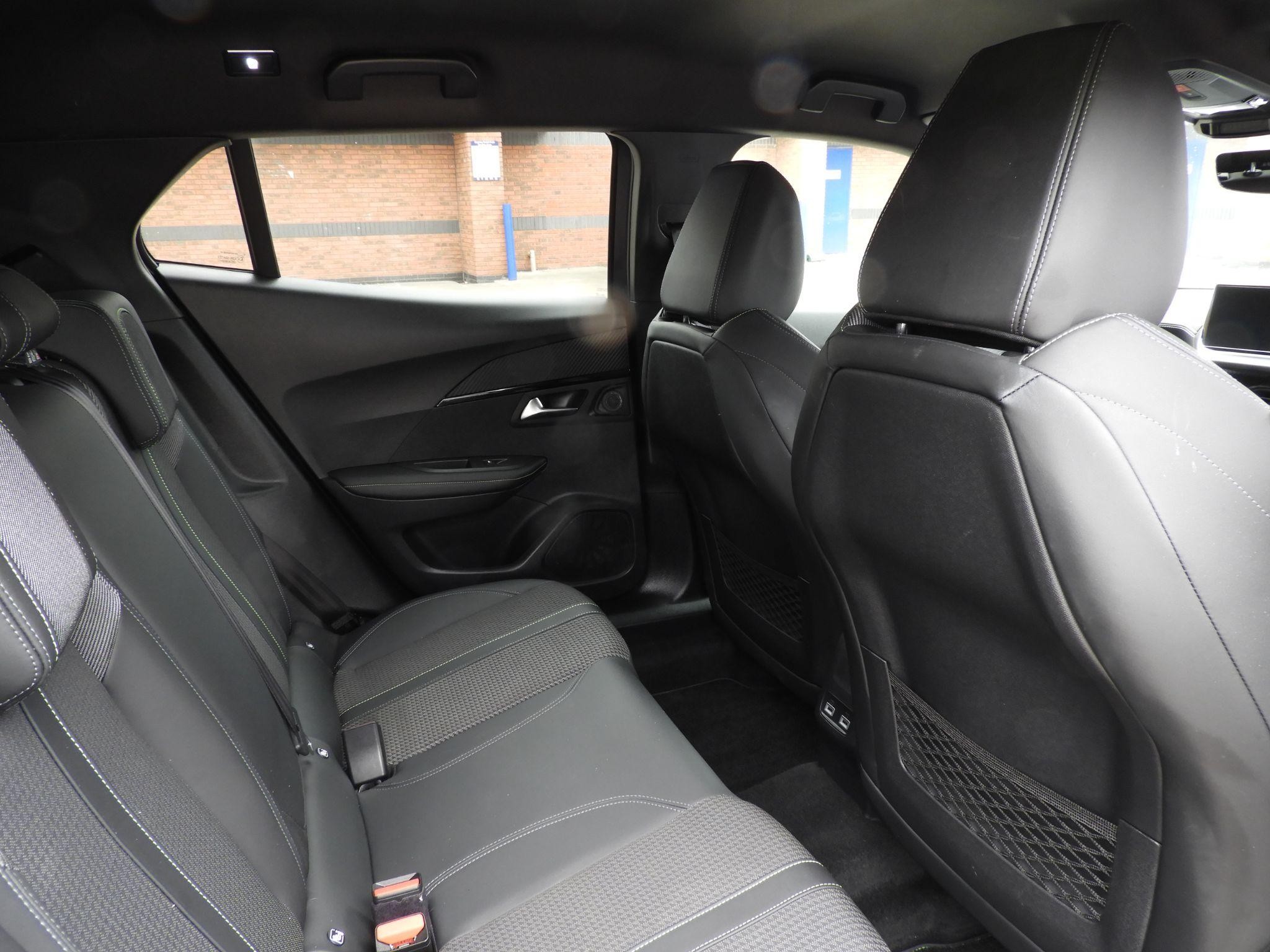 Peugeot 2008 Image 13