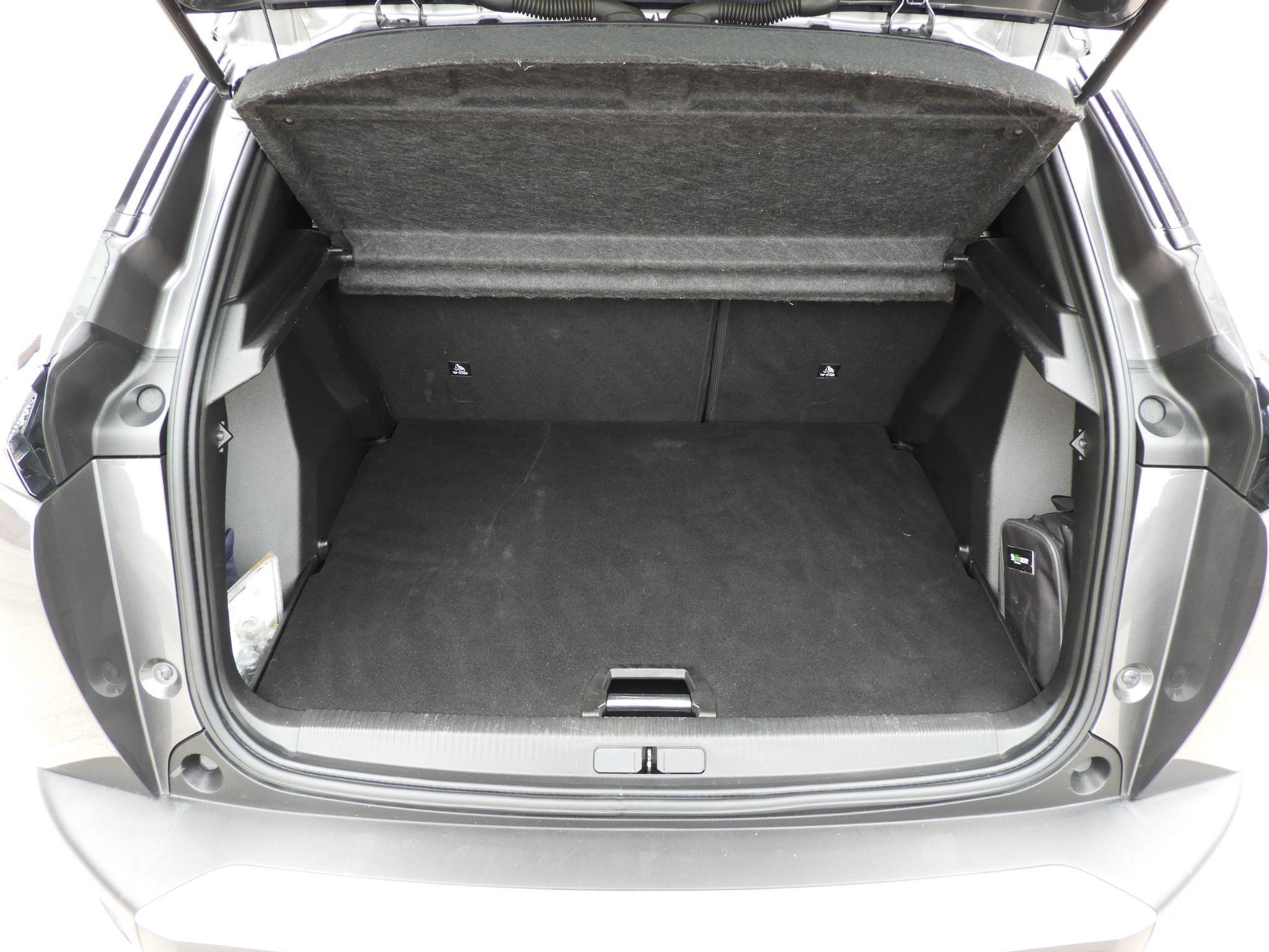 Peugeot 2008 Image 16