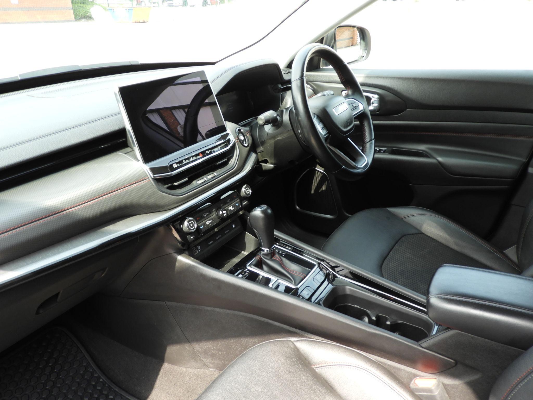 Jeep Compass Image 10