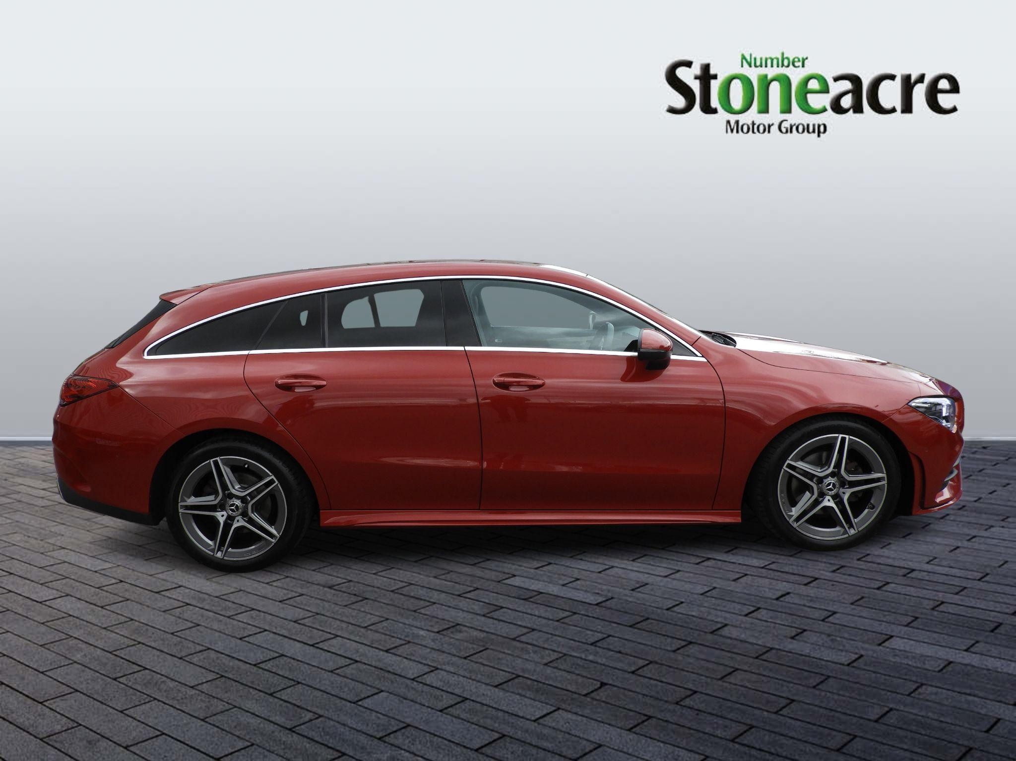 Mercedes-Benz CLA Image 2