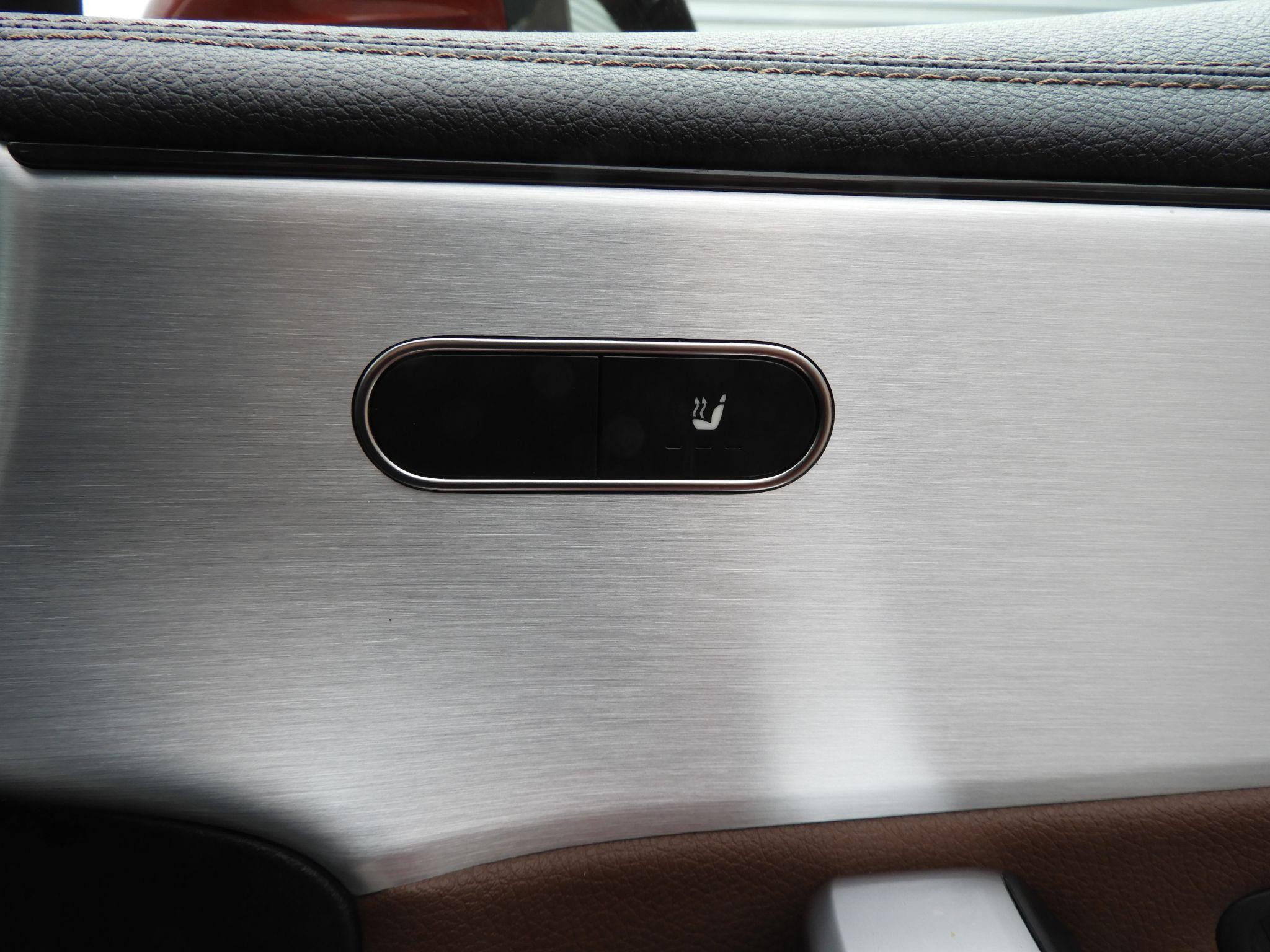 Mercedes-Benz CLA Image 15
