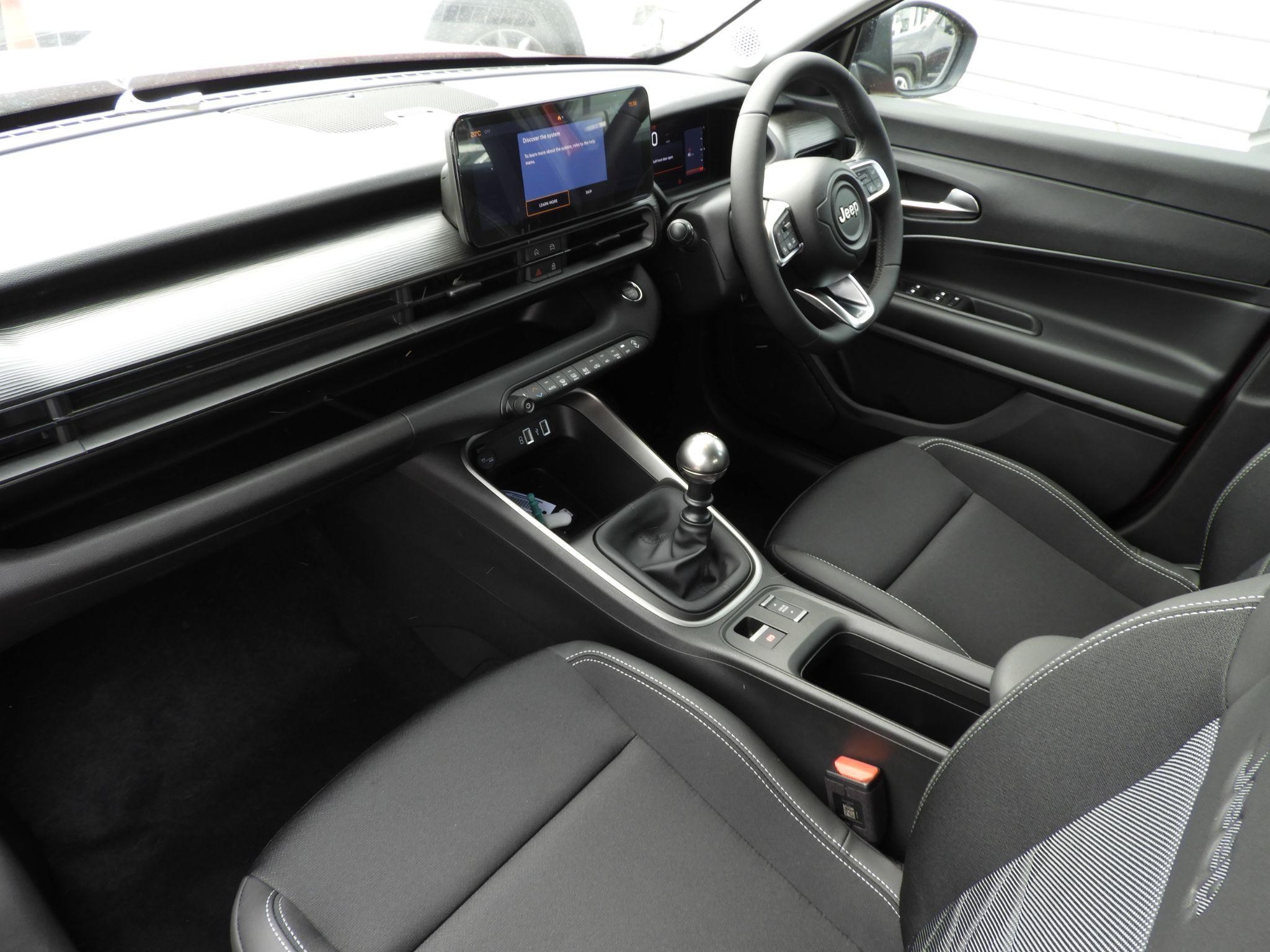 Jeep Avenger Image 15