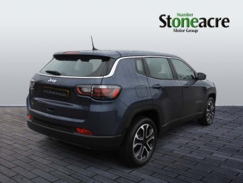 Jeep Compass 1.5 T4 MHEV Altitude DCT FWD Euro 6 (s/s) 5dr null Image 3