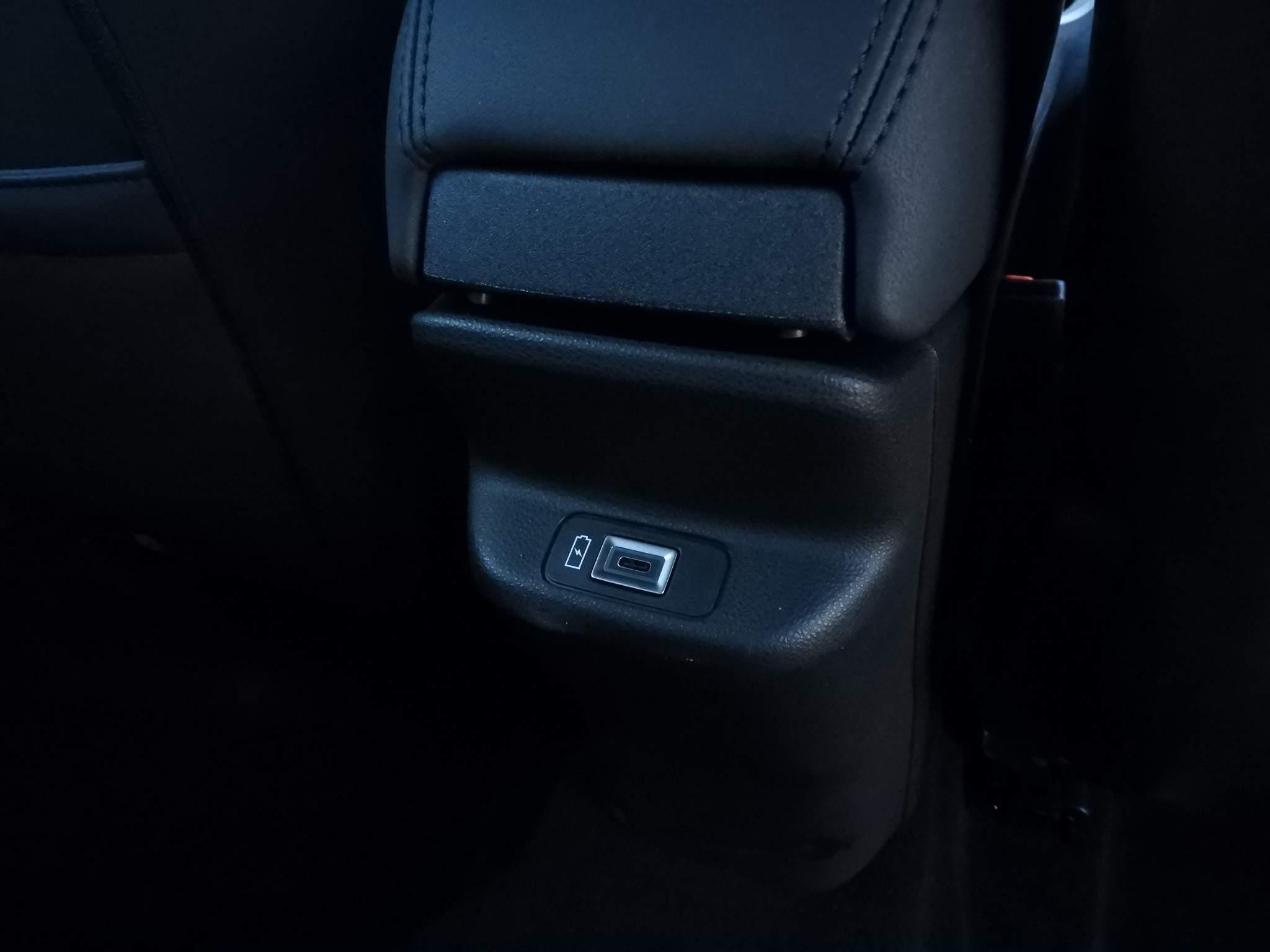 Jeep Avenger Image 18