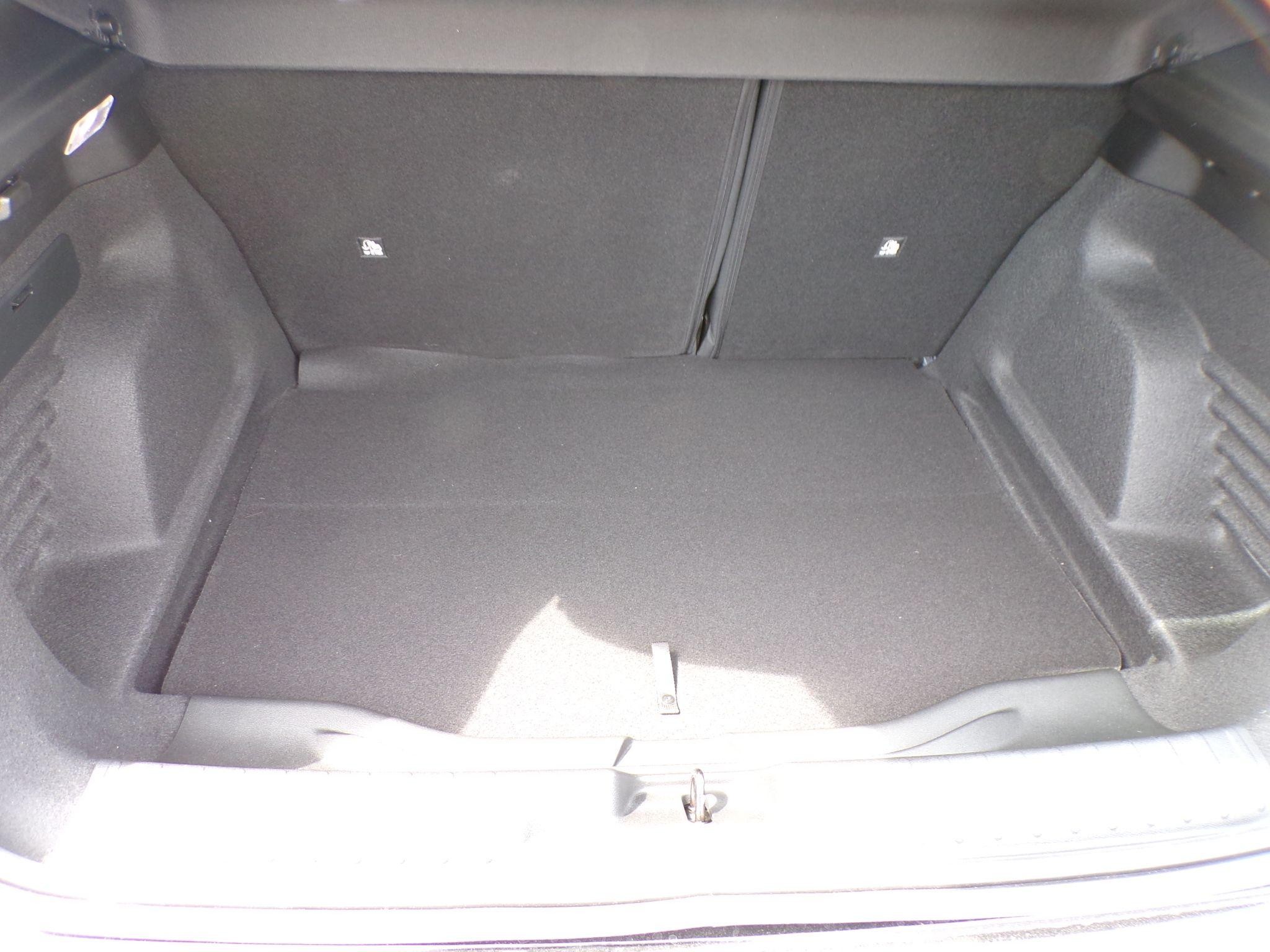 Fiat 600 Image 12