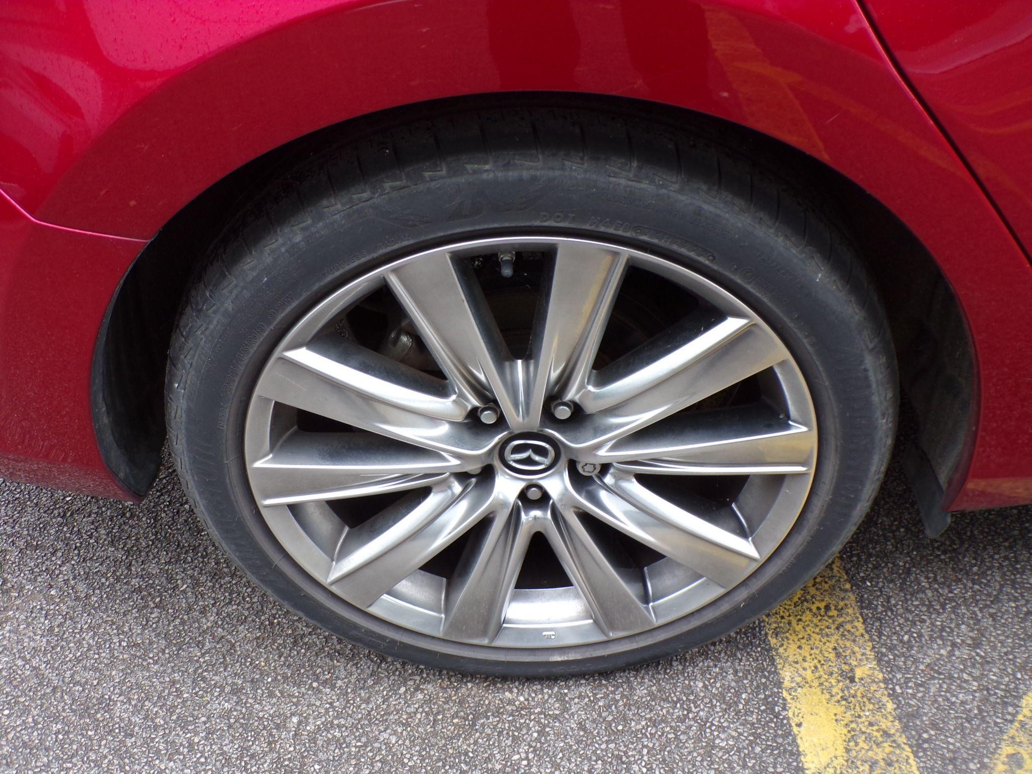 Mazda 6 Image 9