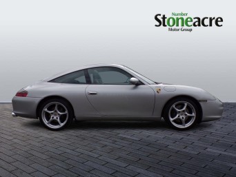 Porsche 911 3.6 993 Targa 2dr S666DCE Image 2