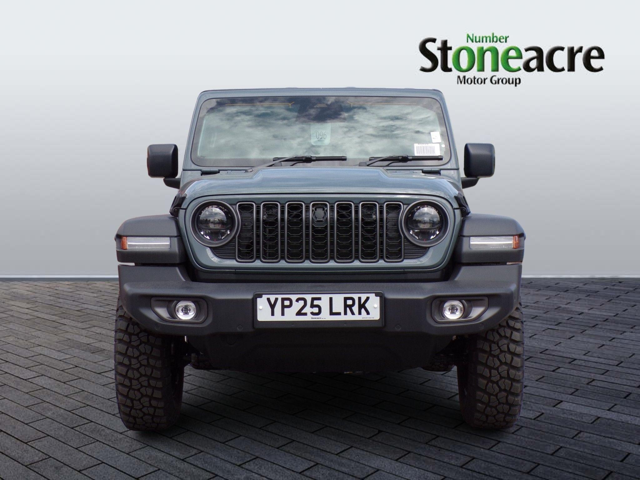 Jeep Wrangler Image 8