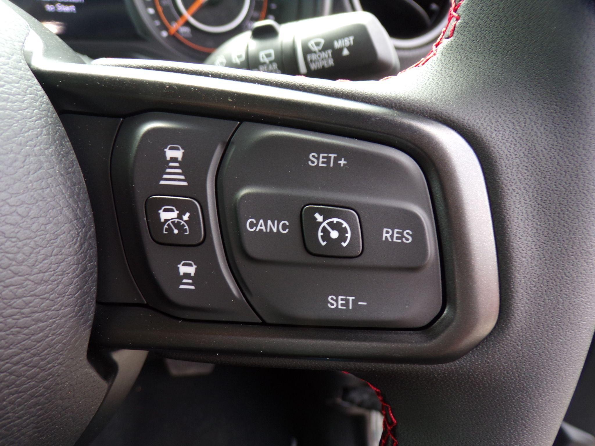 Jeep Wrangler Image 17