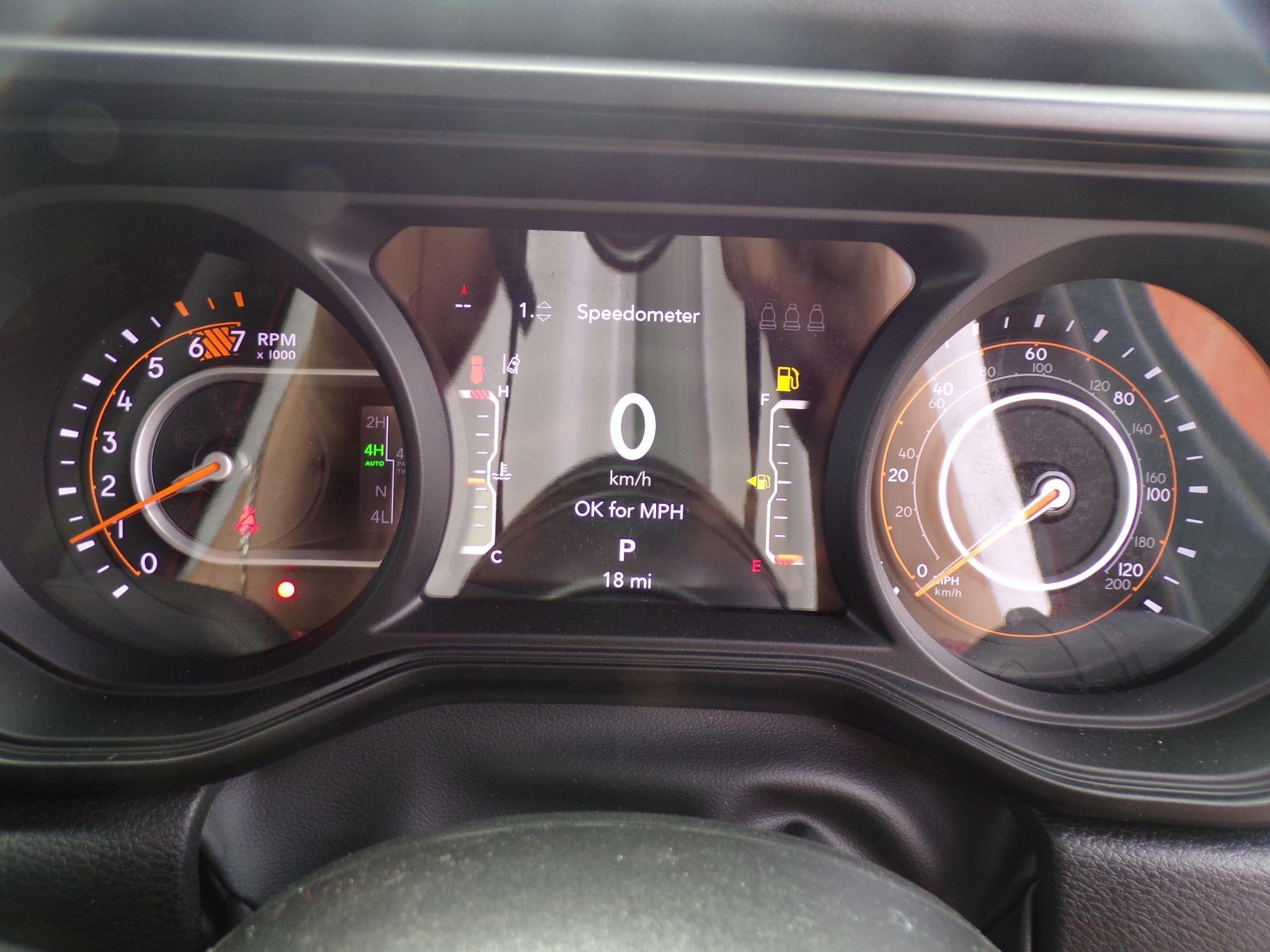 Jeep Wrangler Image 18