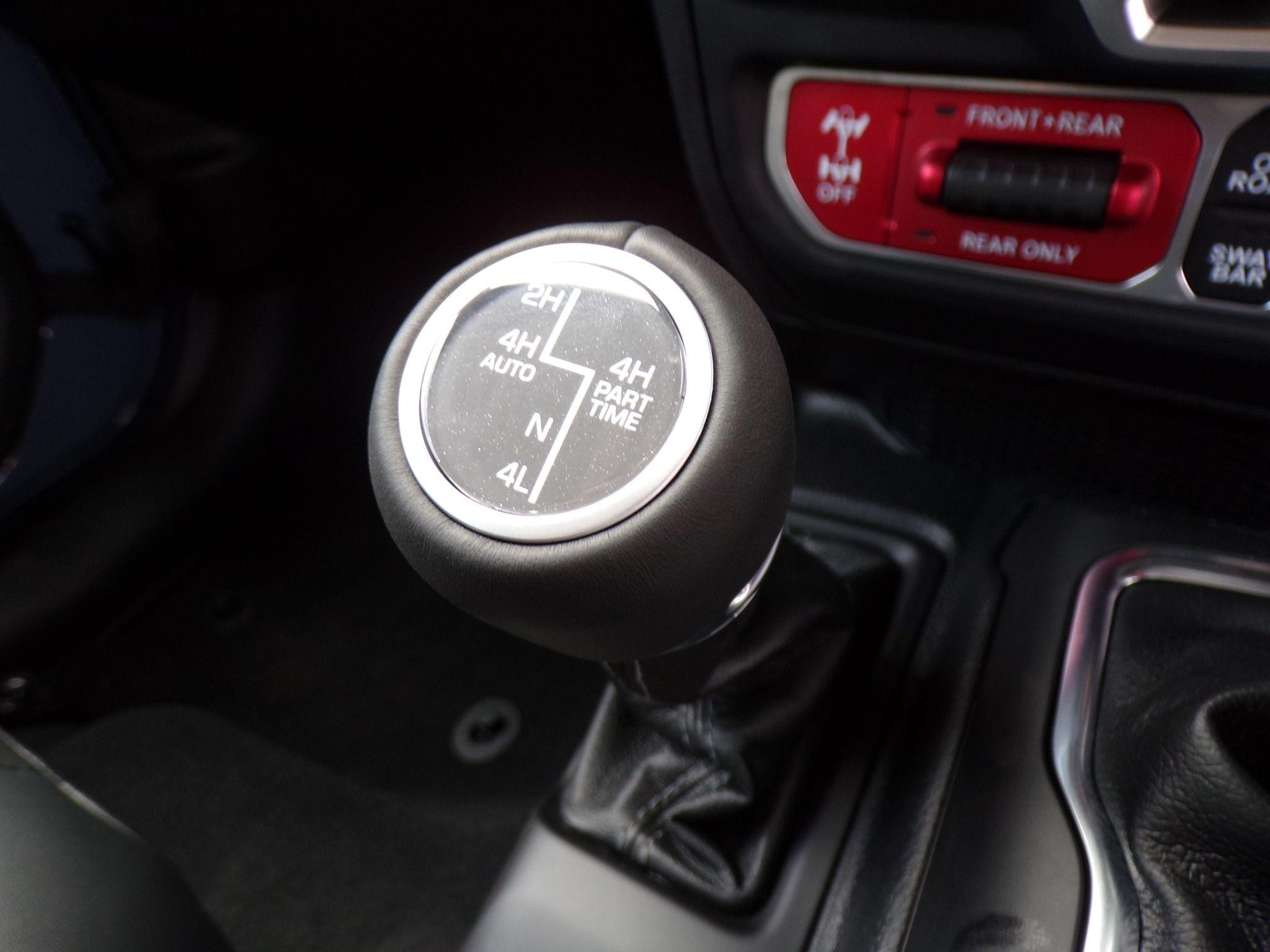 Jeep Wrangler Image 26