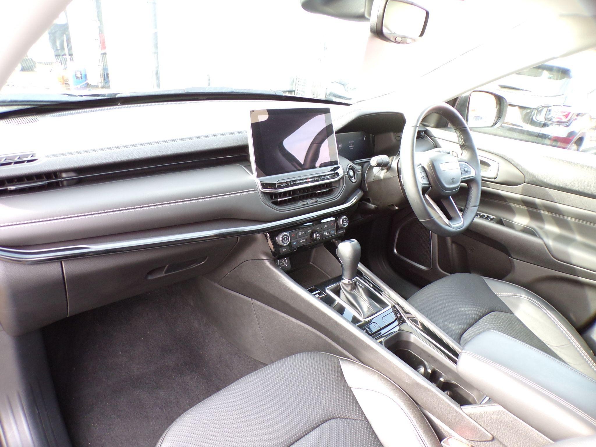 Jeep Compass Image 15