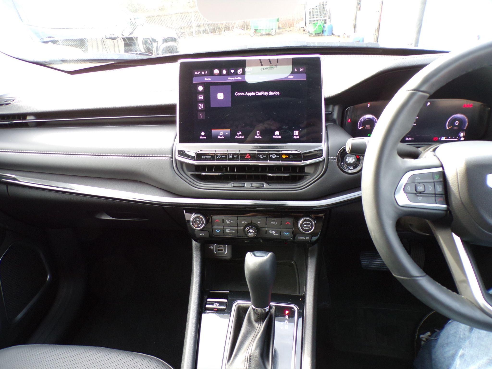 Jeep Compass Image 22