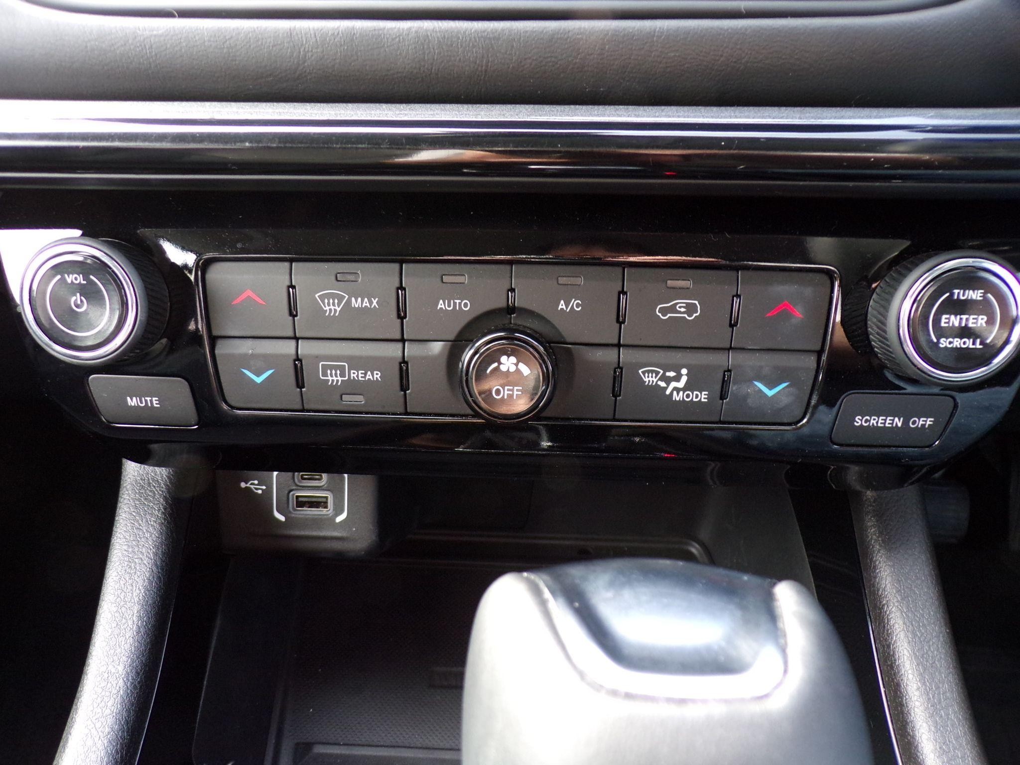 Jeep Compass Image 26