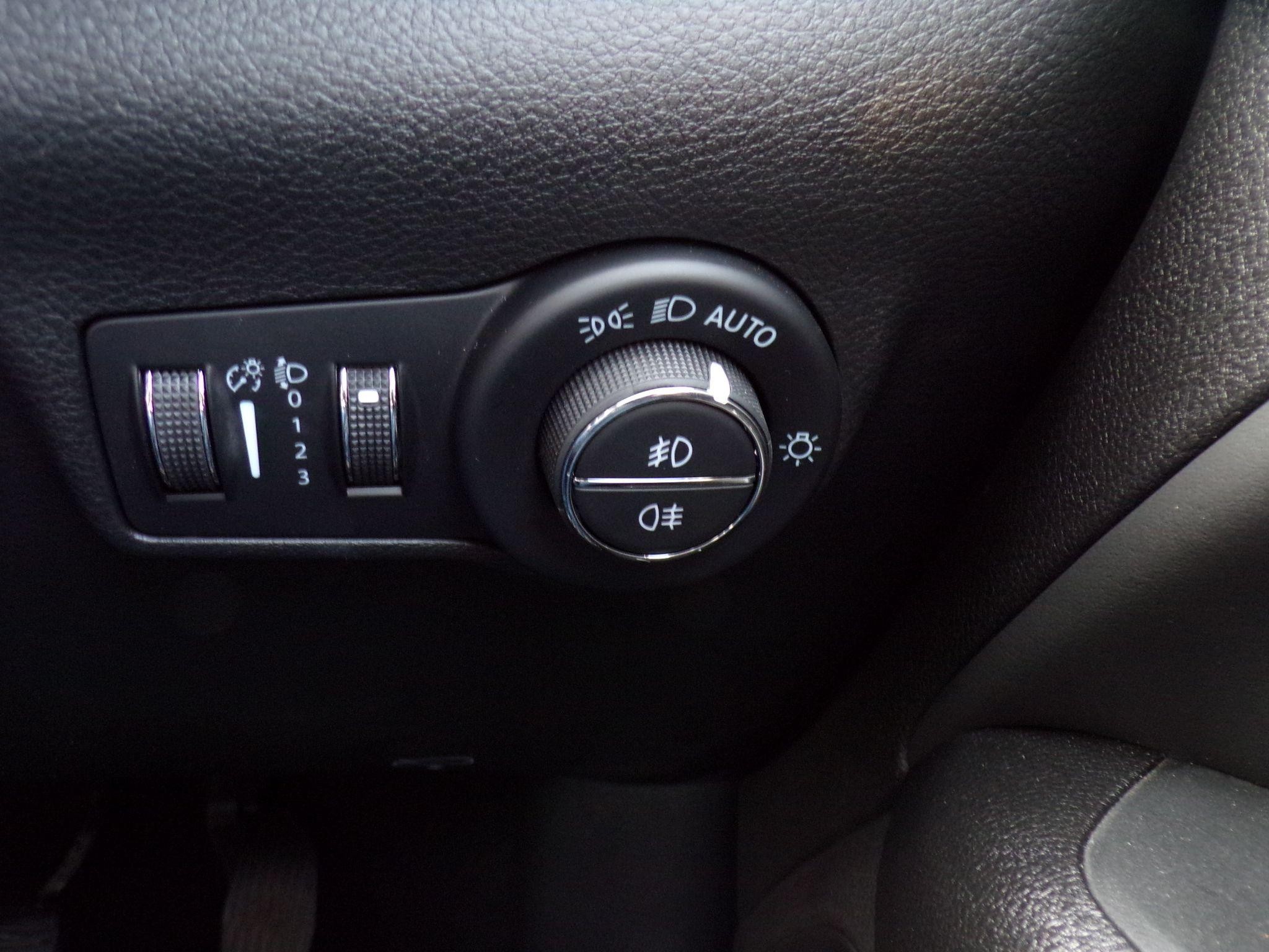 Jeep Compass Image 31