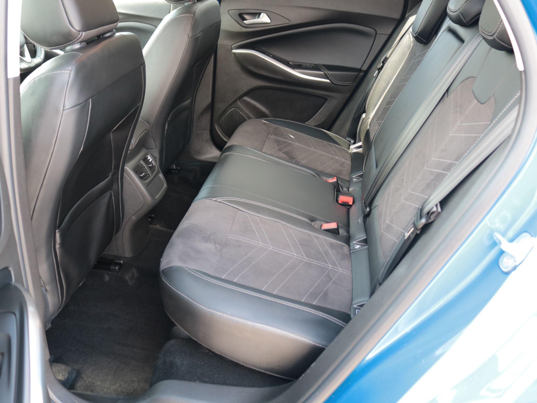 Vauxhall Grandland Image 24