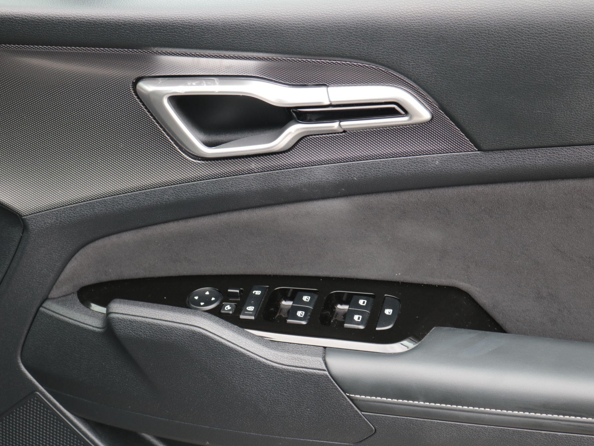 Kia Sportage Image 25