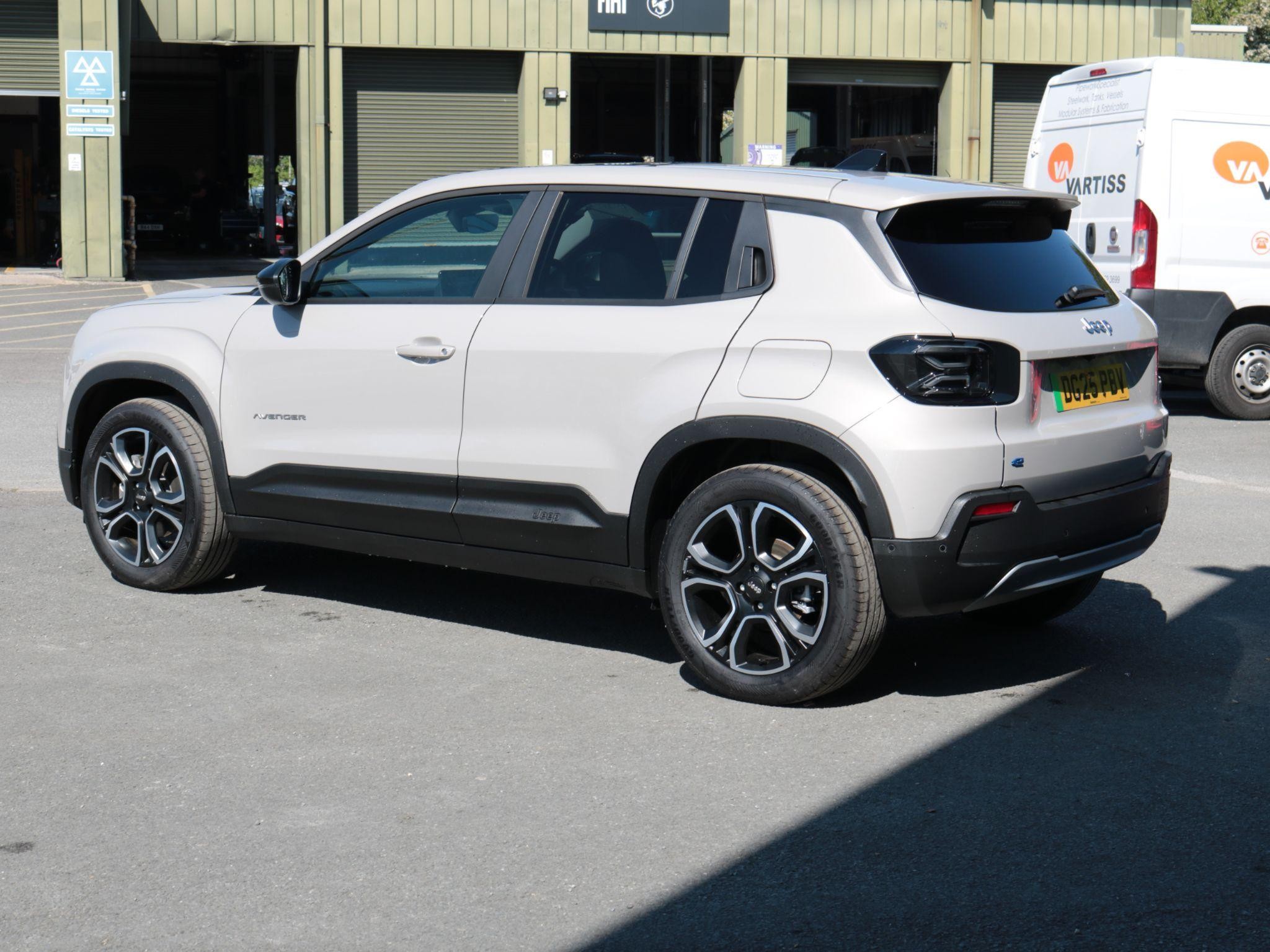 Jeep Avenger Image 3
