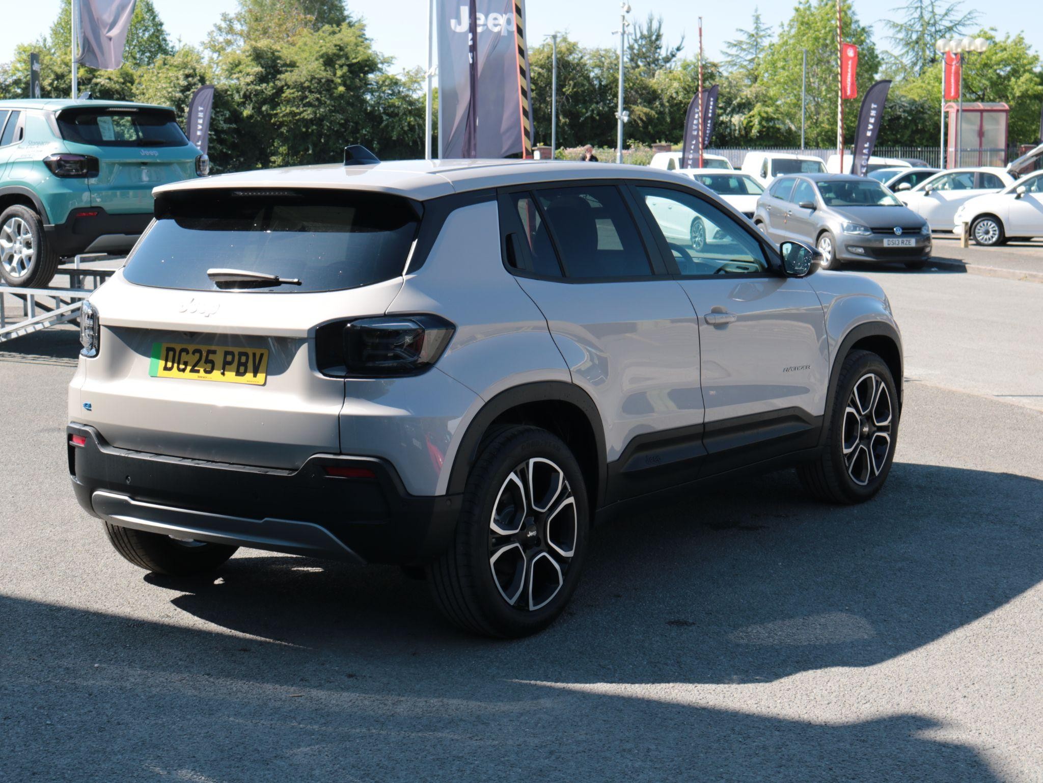 Jeep Avenger Image 5