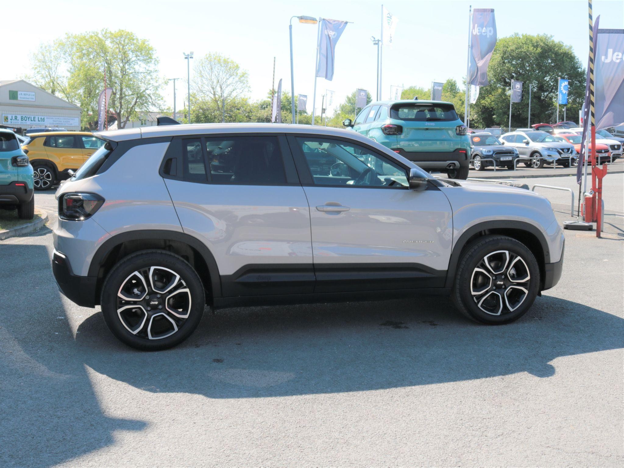 Jeep Avenger Image 6
