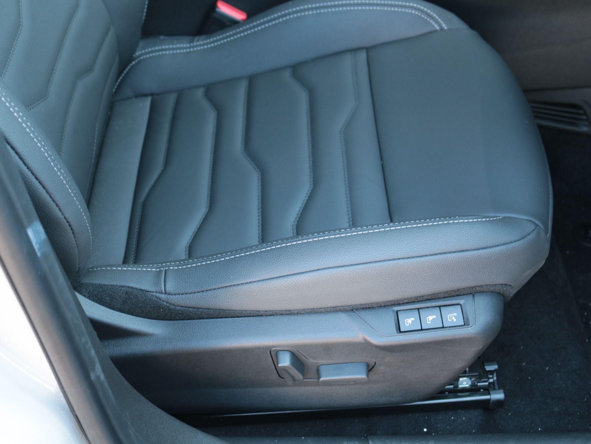Jeep Avenger Image 25