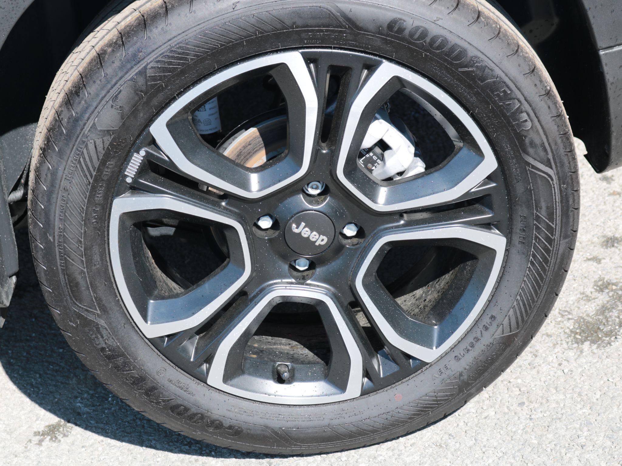 Jeep Avenger Image 6