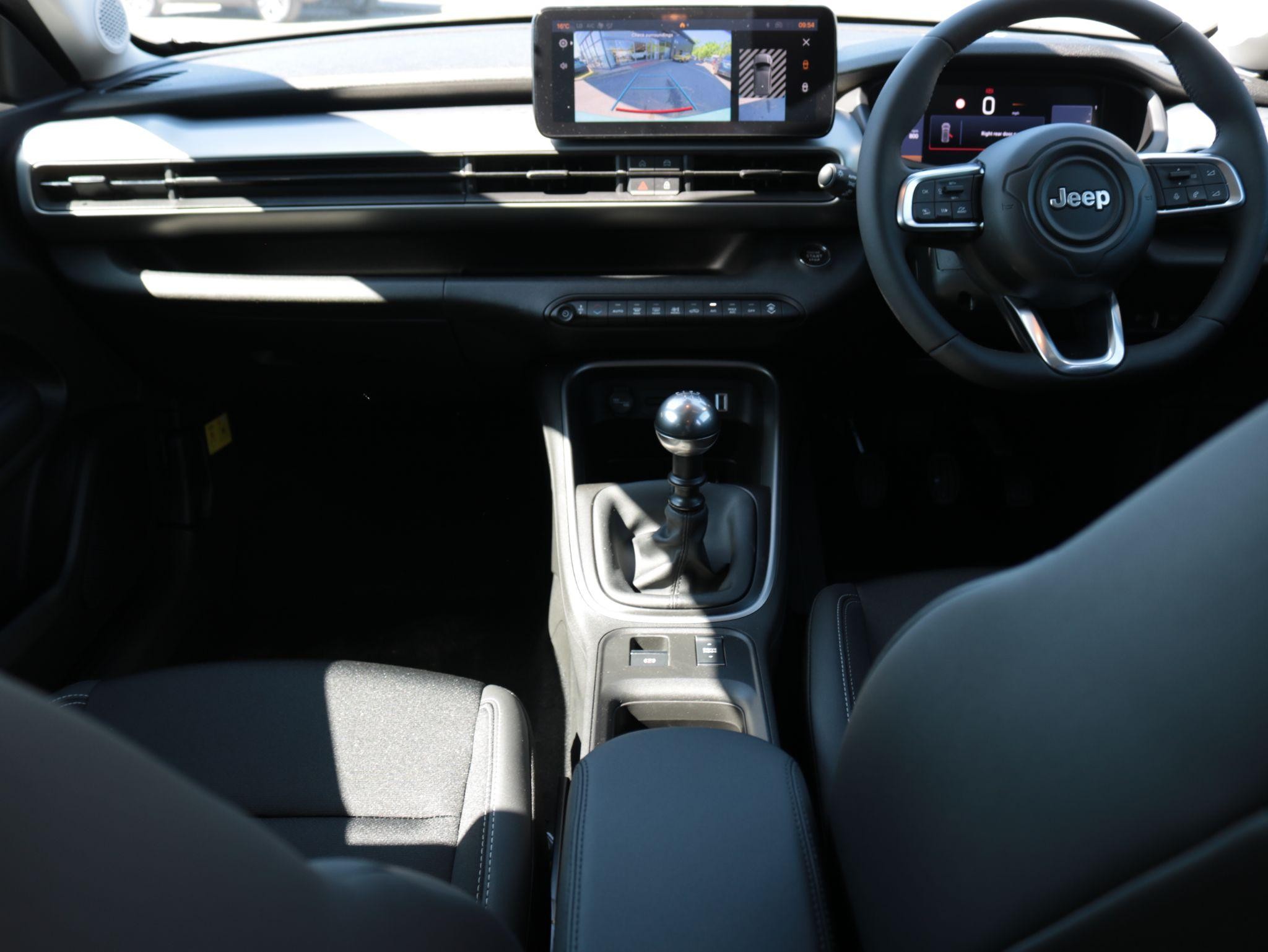 Jeep Avenger Image 10