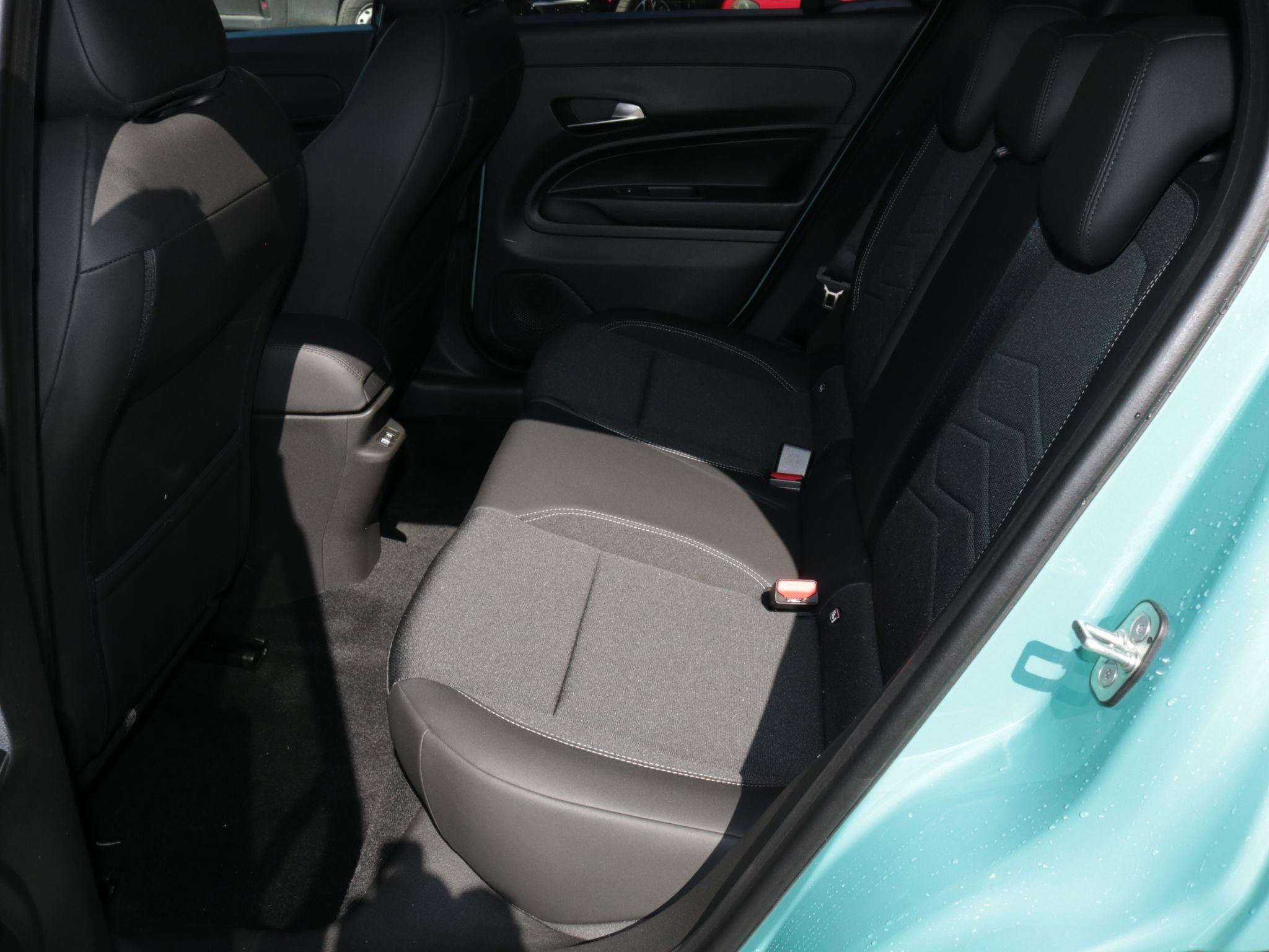 Jeep Avenger Image 20