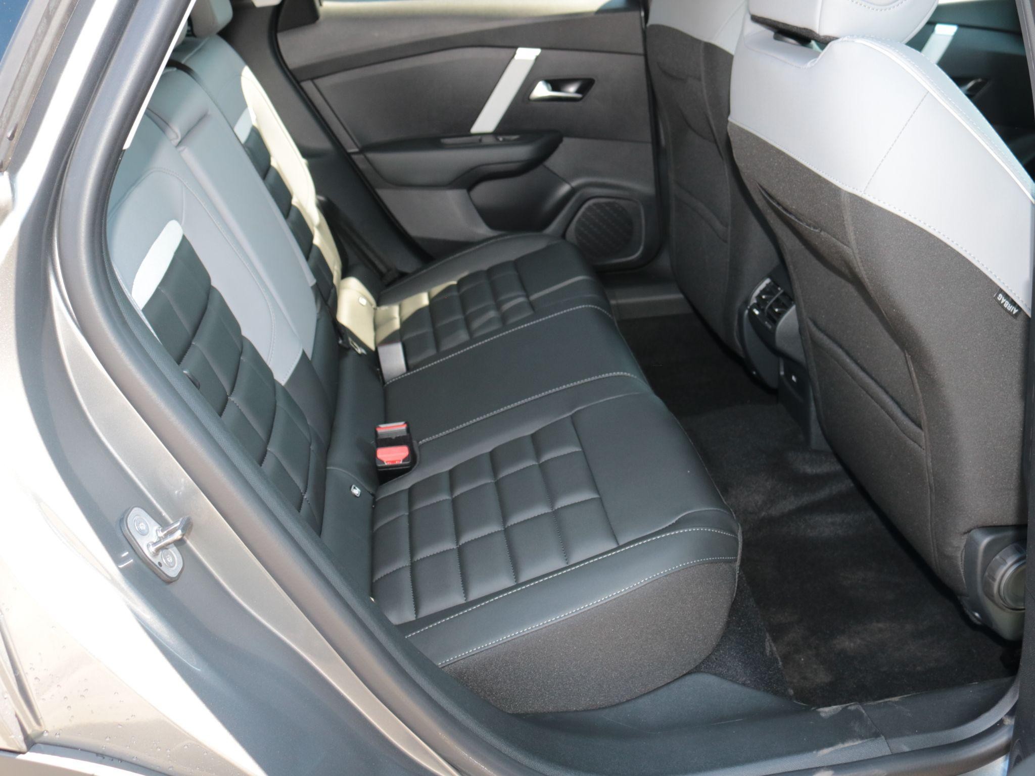 Citroen e-C4 Image 21