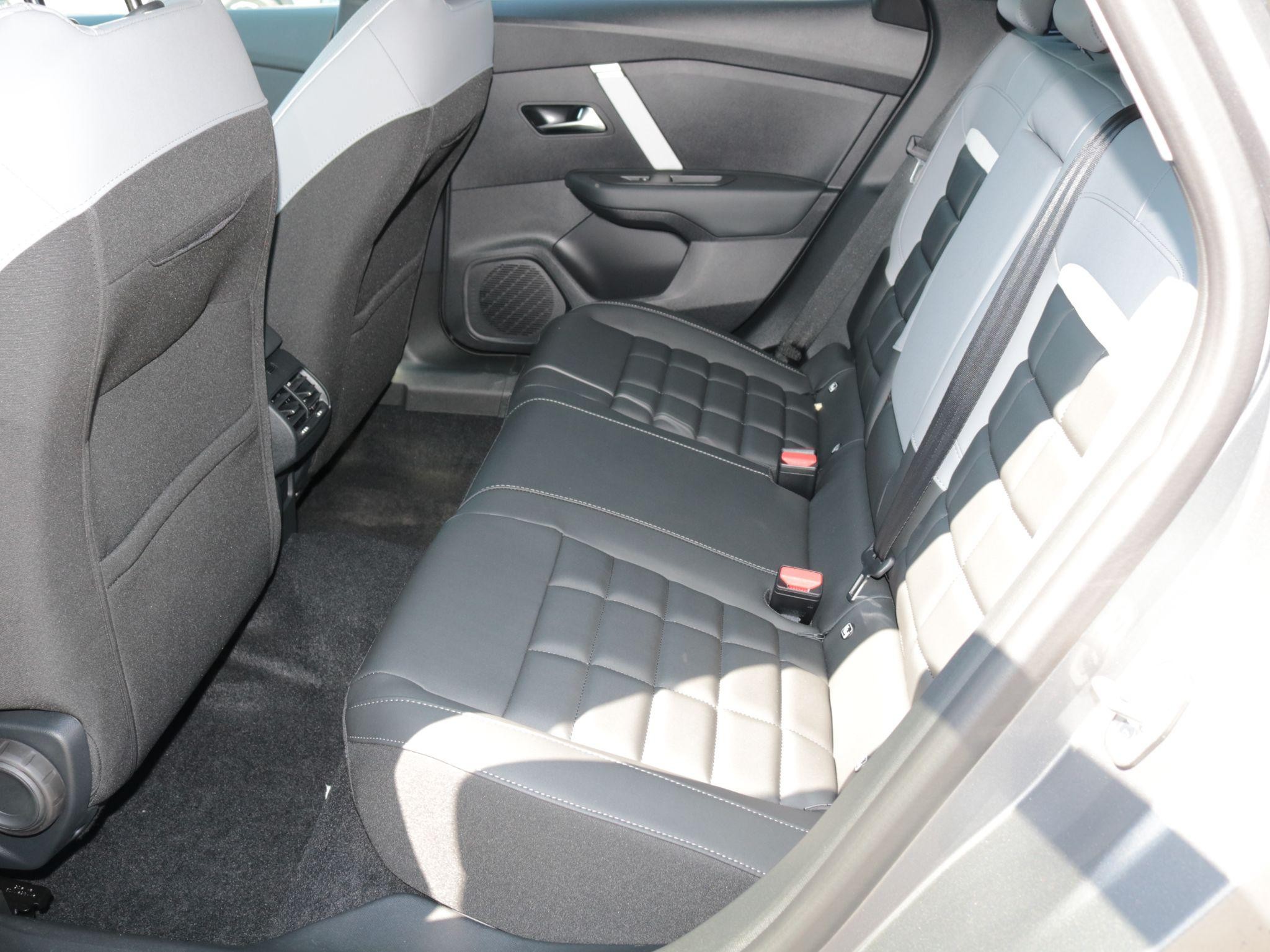 Citroen e-C4 Image 22