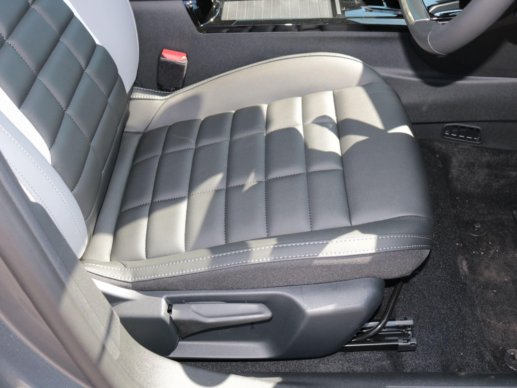 Citroen e-C4 Image 25